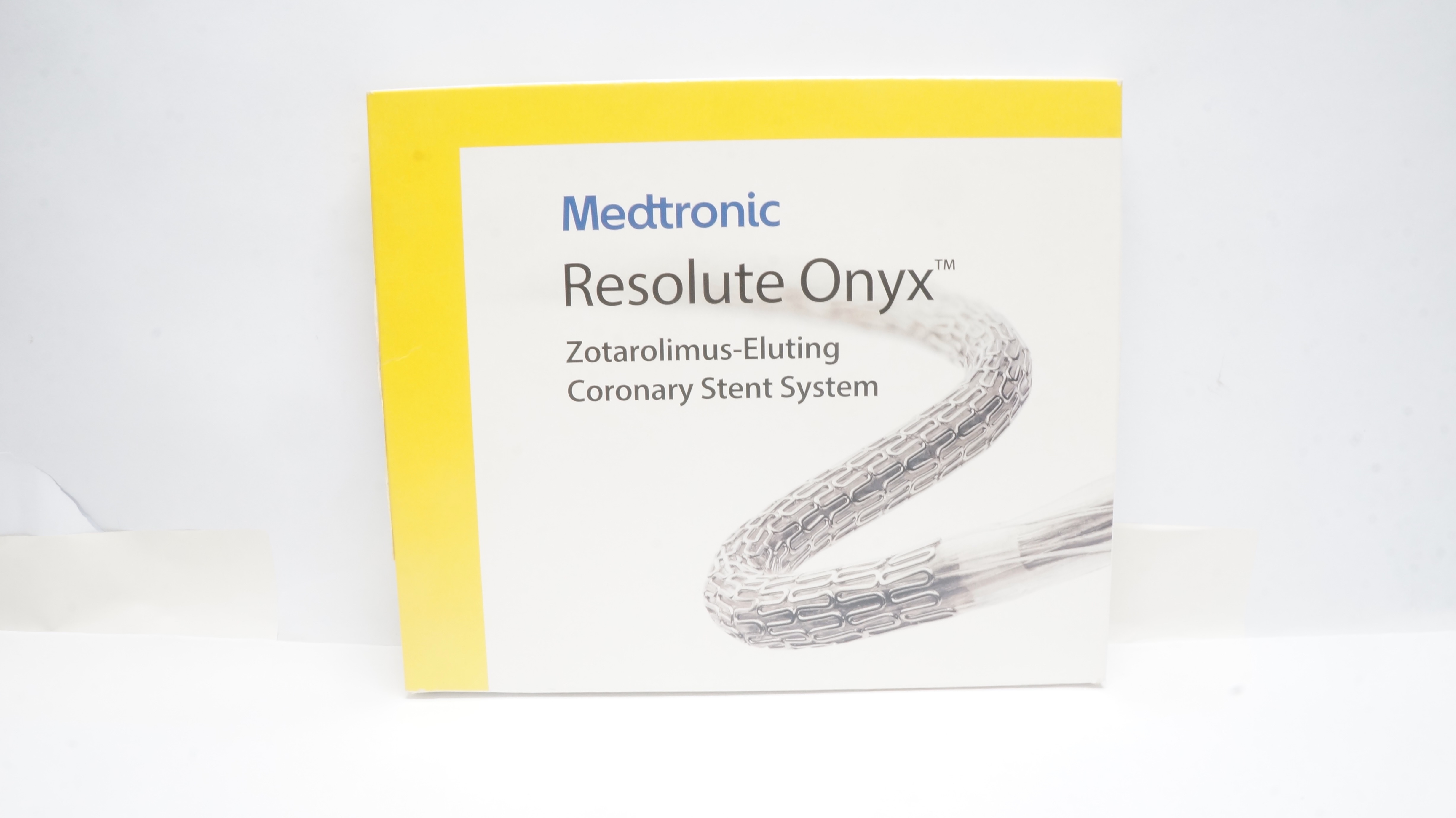 Medtronic RONYX40015UX Resolute Onyx Coronary Stent System 4.0mm x 15mm (x)