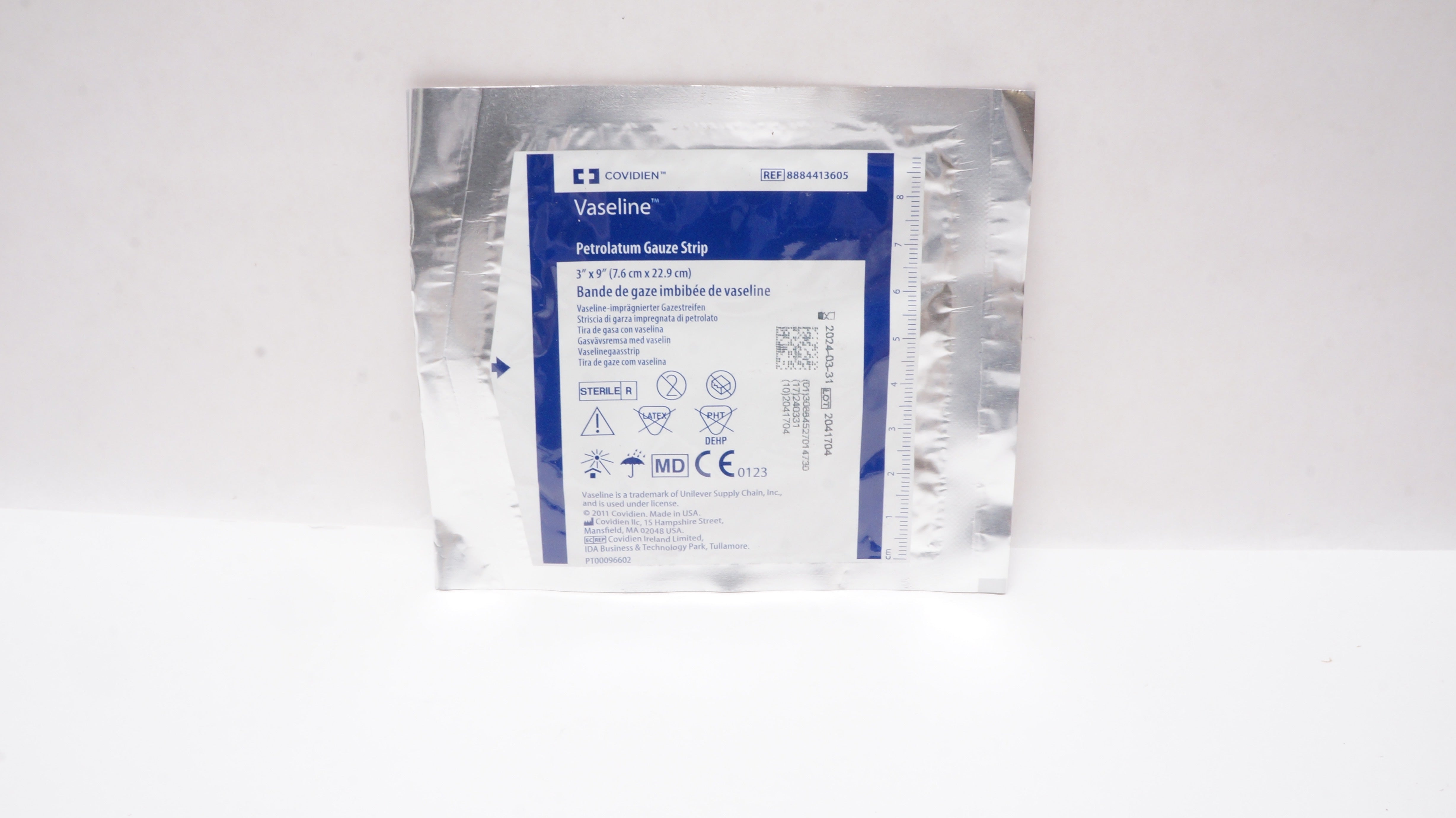 Covidien 8884413605 Vaseline Petrolatum Gauze Strip 3inch x 9inch