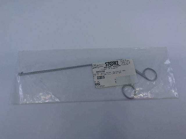 Karl Storz 663228 Forceps 90deg Upturned,  W/ Oval, WL 18cm
