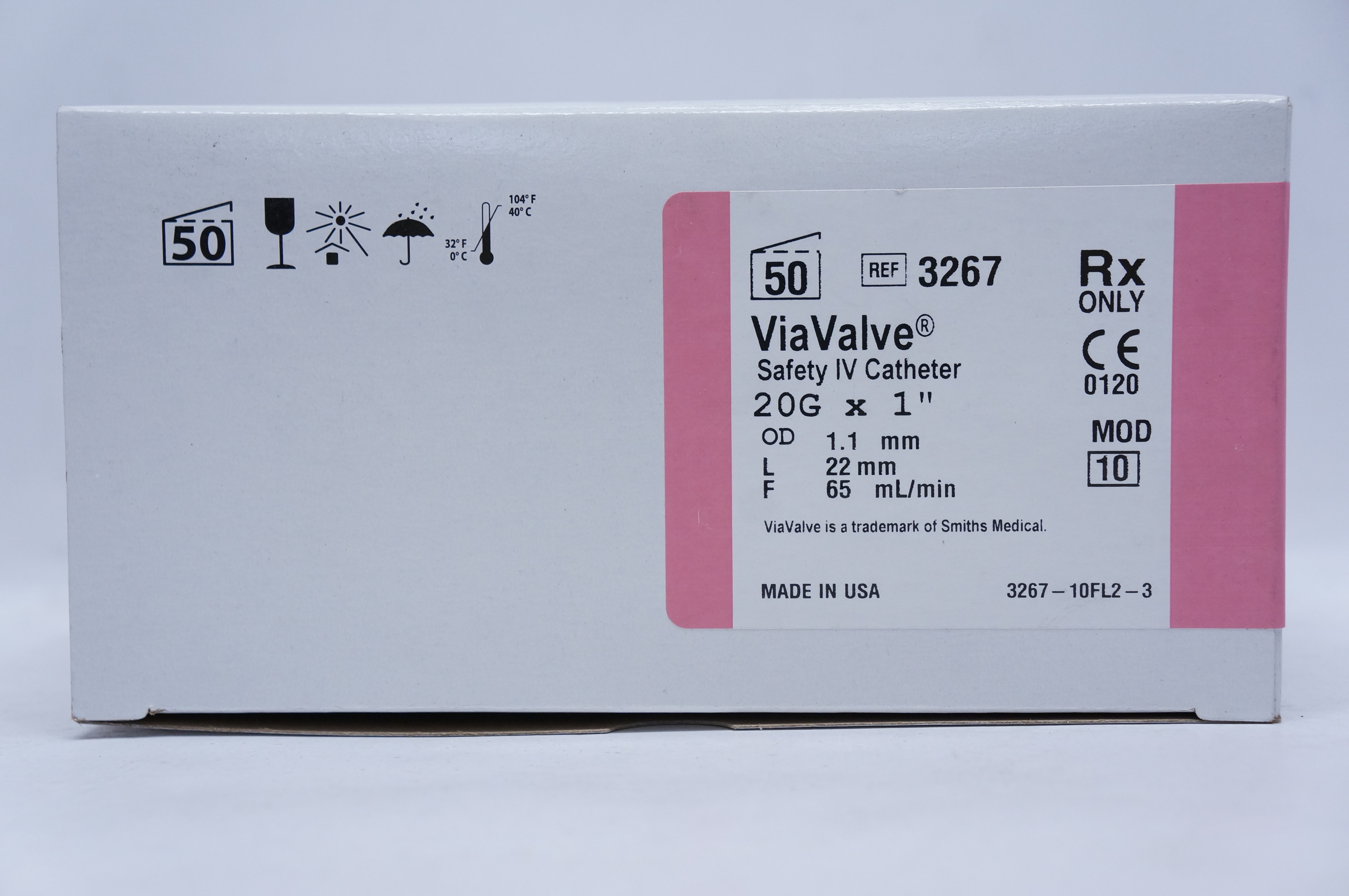 Smiths Medical 3267 ViaValve Safety IV Cath. 20G x 1inch (x) - Box of 50