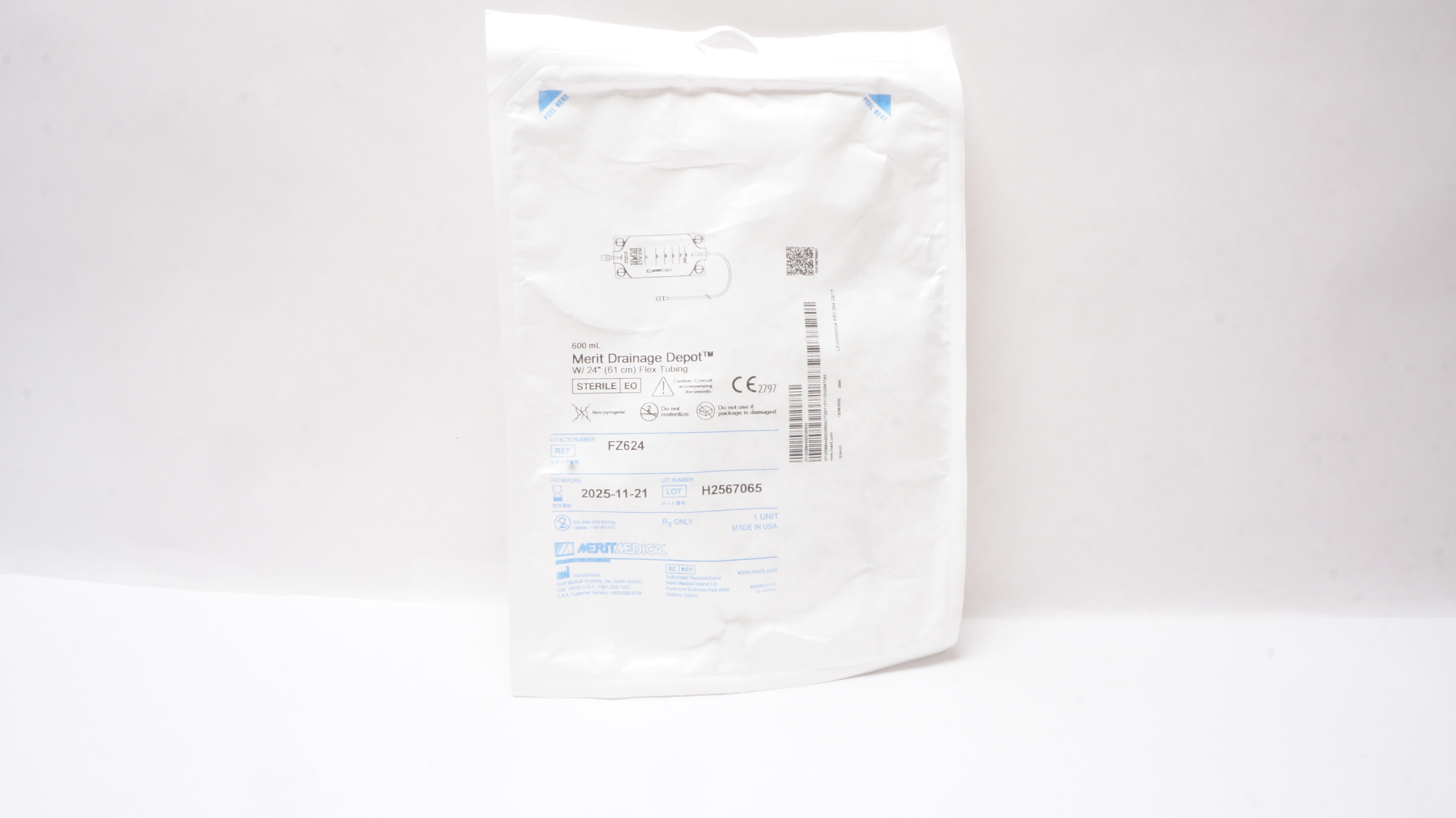 Merit Medical FZ624 Drainage Depot 600ml with 24 inch Flex Tubing