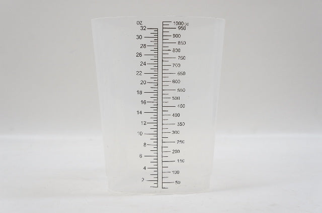 Medegen H971-01 Polypropylene Triangular Graduate Measuring Container, 32 oz