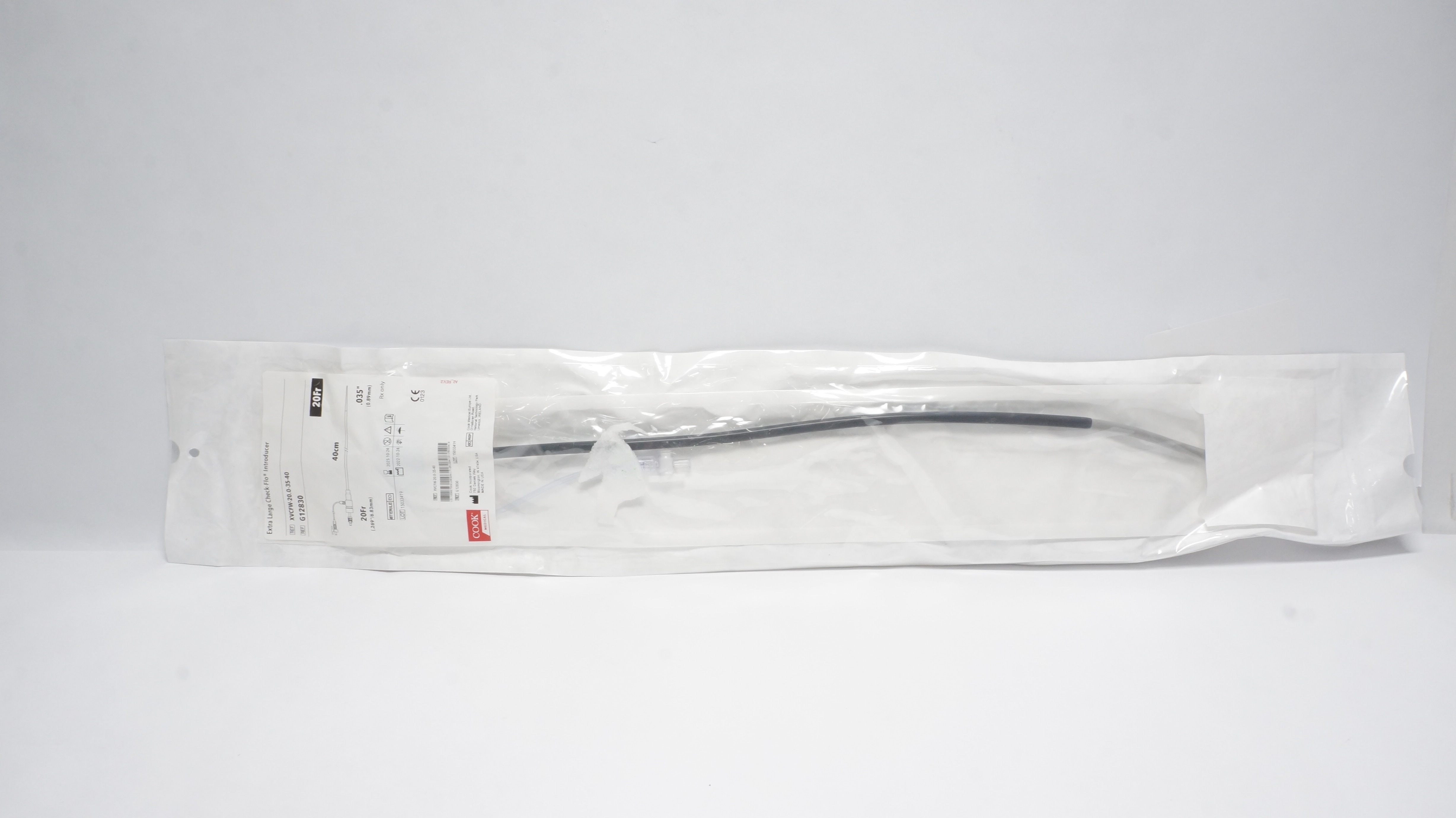 Cook G12830 Extra Large Check-Flo Introducer 20Fr. x 40cm x .035inch (x)