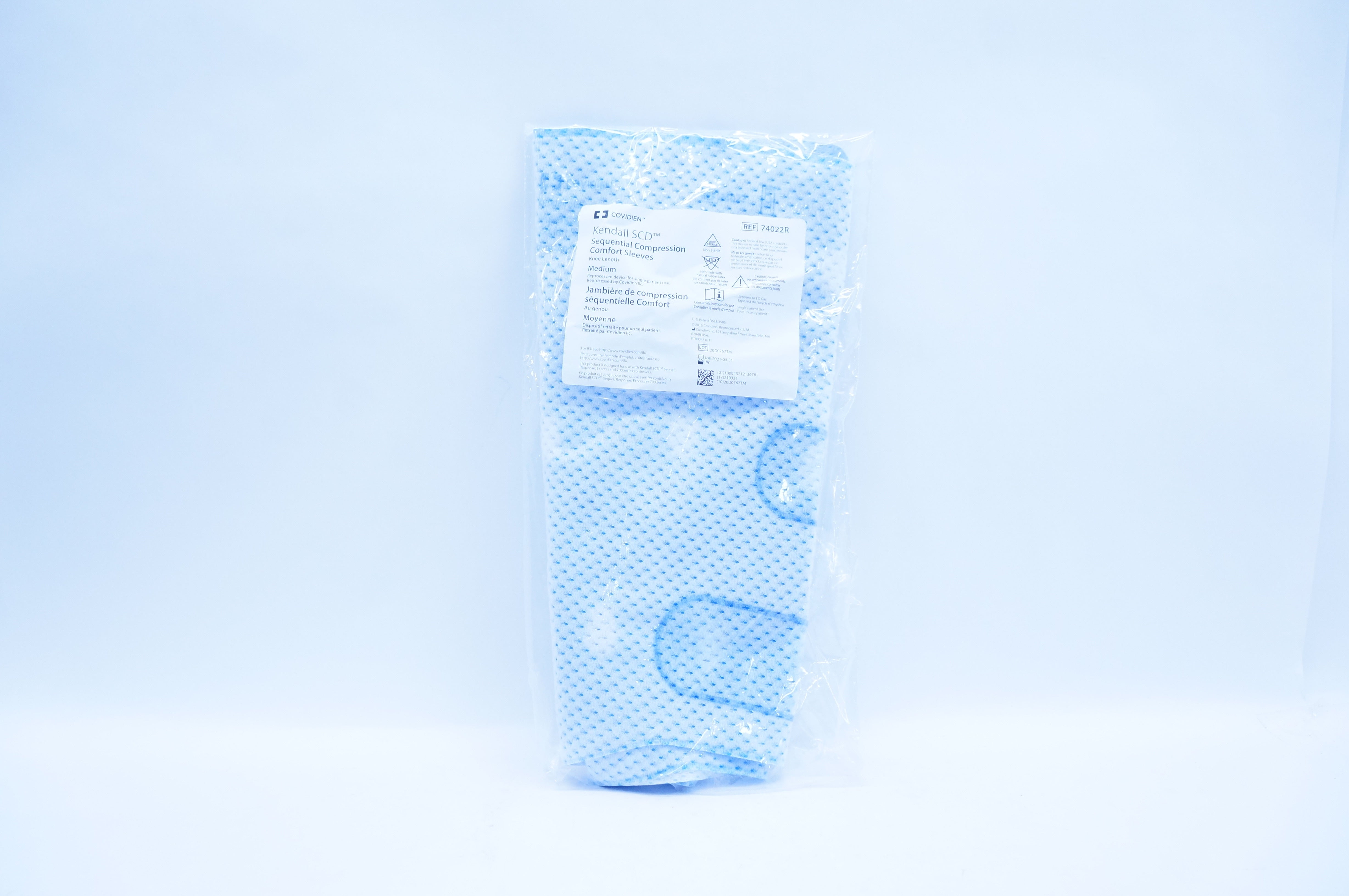 Covidien 74022R  Sequential Compression Comfort Sleeves, Knee Length, Medium
