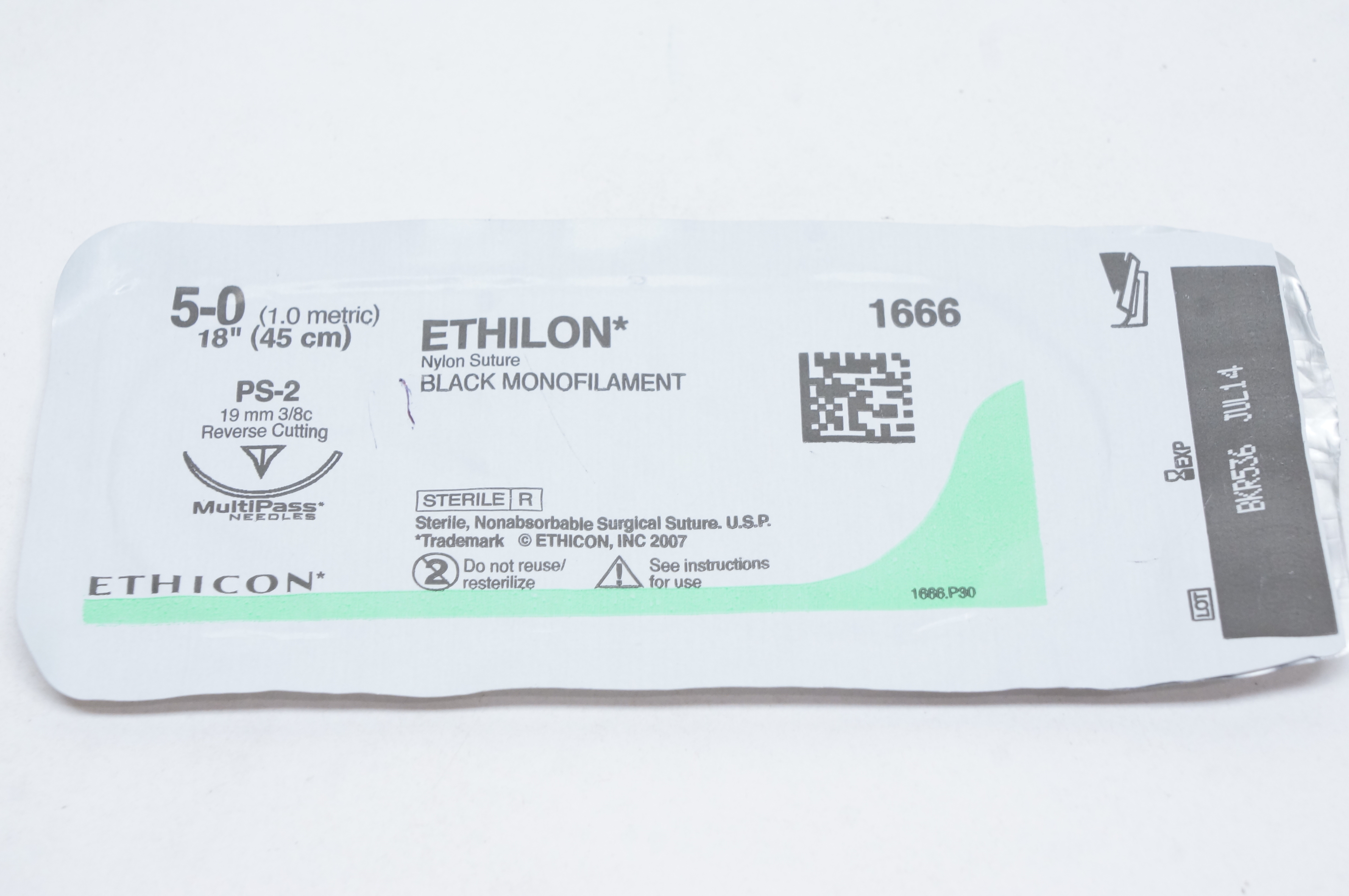Ethicon 1666 5-0 ETHILON, PS-2, 19mm 3/8c Reverse Cutting, 18inch (x)