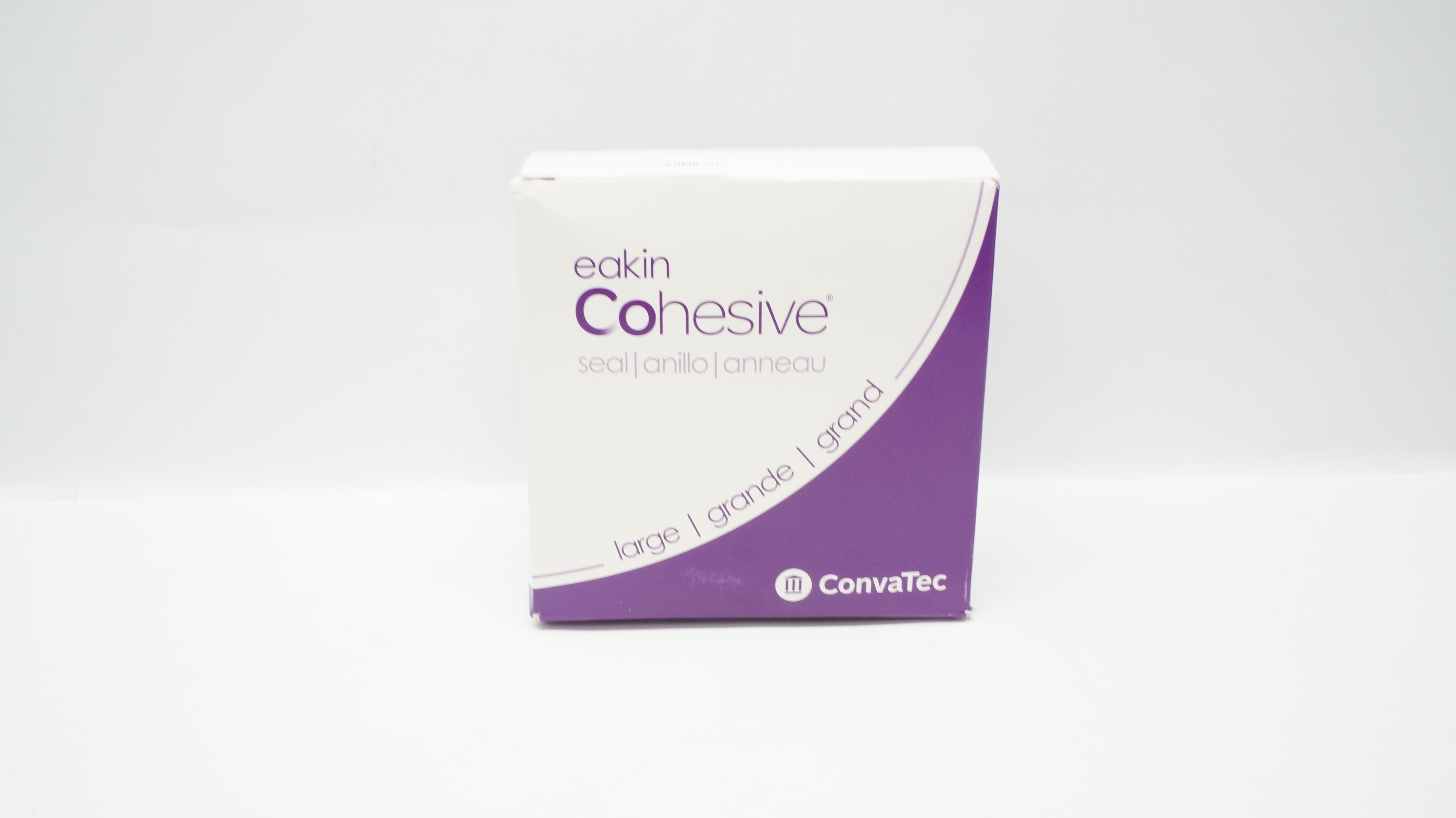 ConvaTec 839001 Eakin Cohesive Ostomy Barrier Seals, Large 3-7/8inch - Box of 10