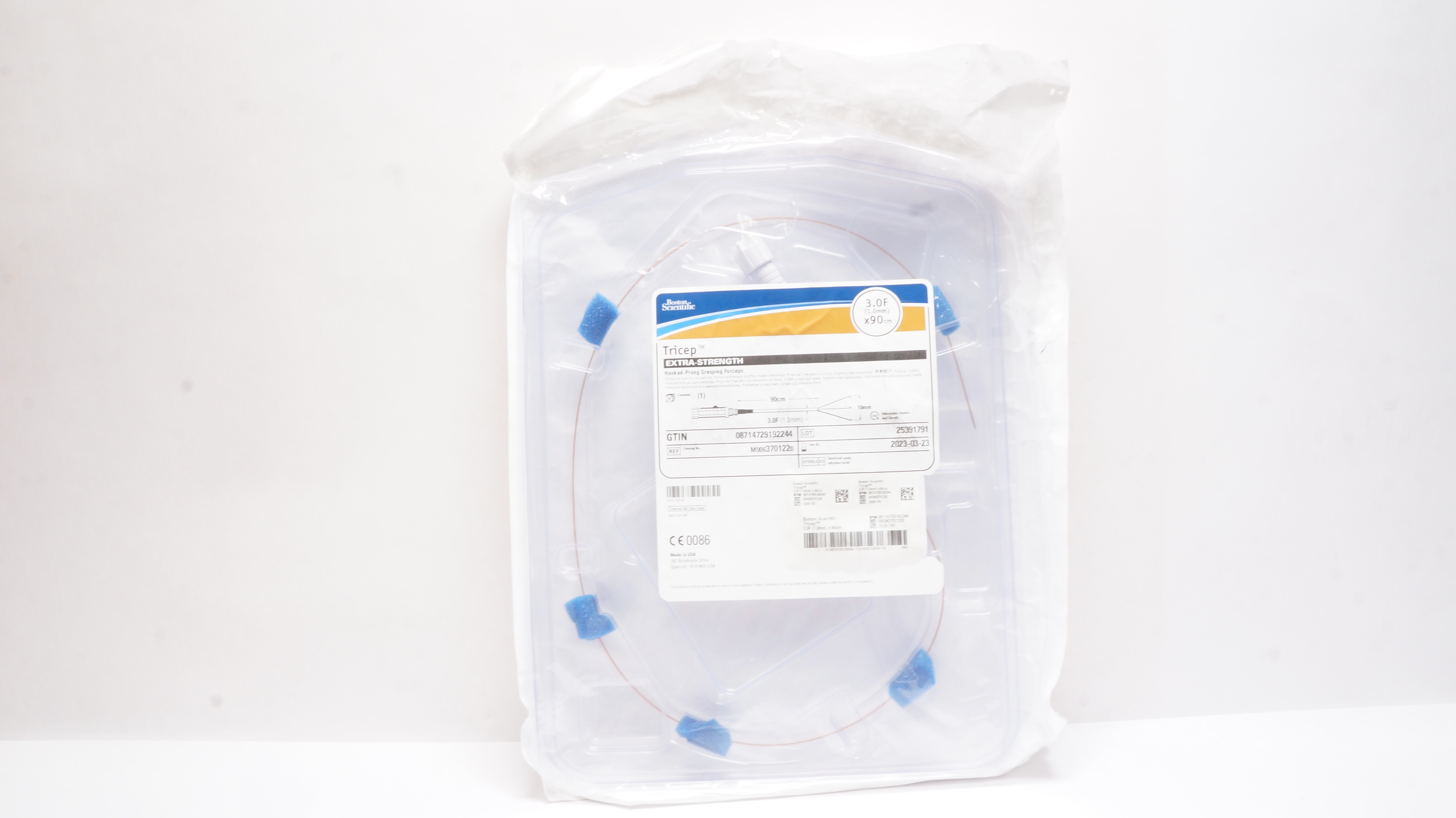 Boston Scientific 370122 Tricep Hooked-Prong Grasping Forceps 3.0F. x 90cm (x)