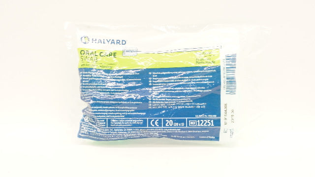 Halyard 12251 Oral Care Swab, Plastic Handle 6inch - Pack of 20