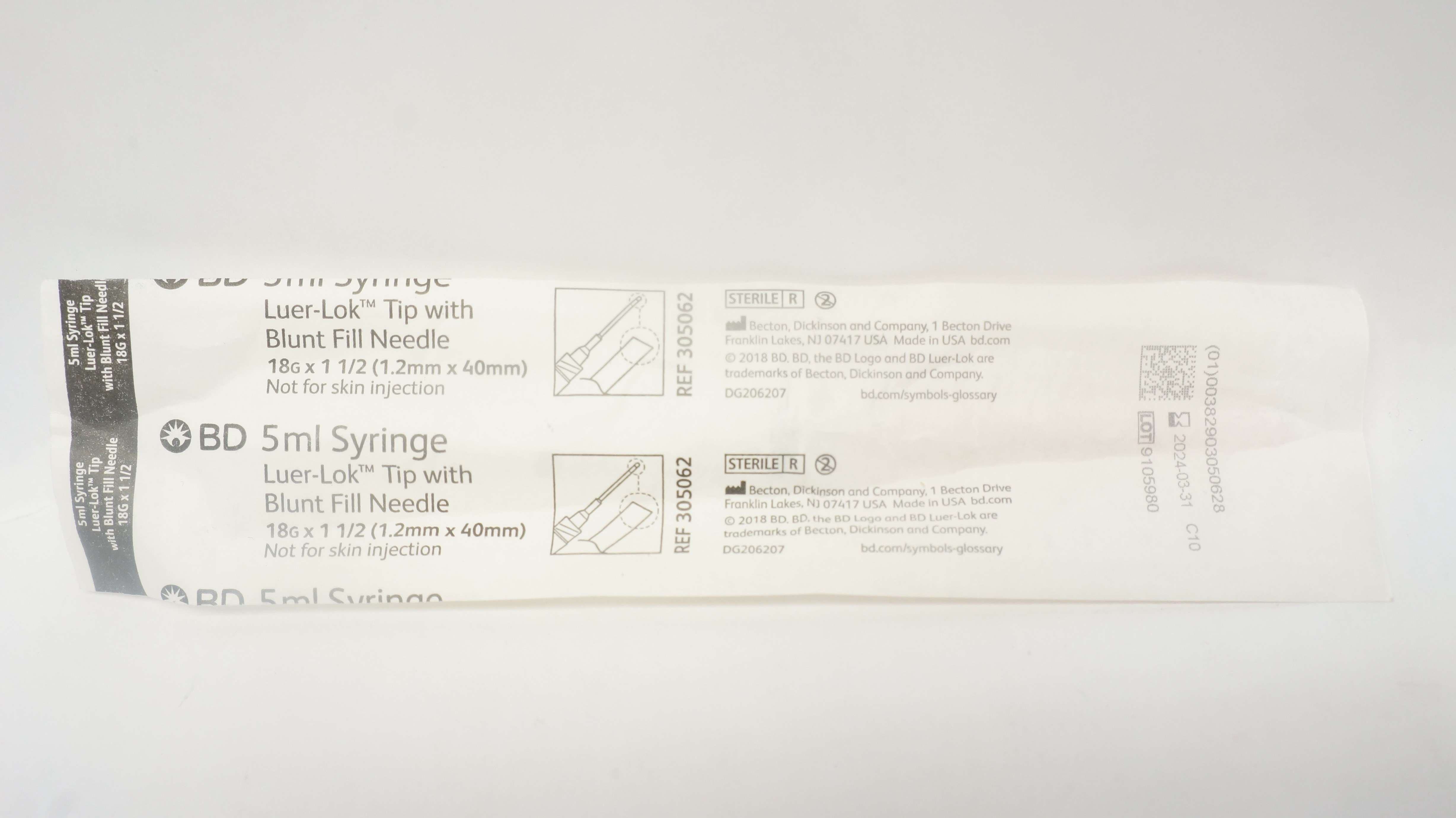 BD 305062 Syringe Luer-Lock Tip with Blunt Fill Ndle 5ml 18G x 1 1/2inch