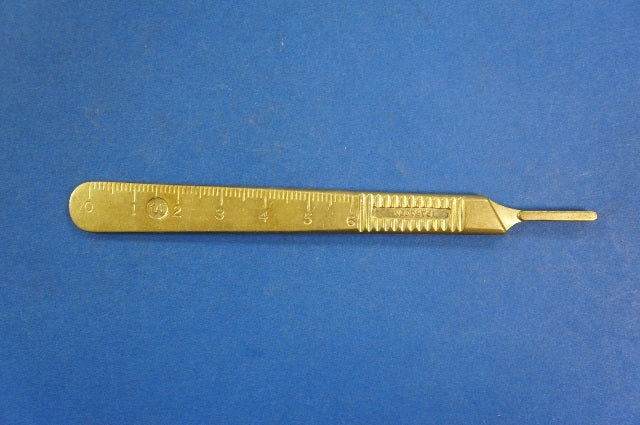 Paragon Handle Surgical Knife Detachable Blade Size 3 Narrow Nose