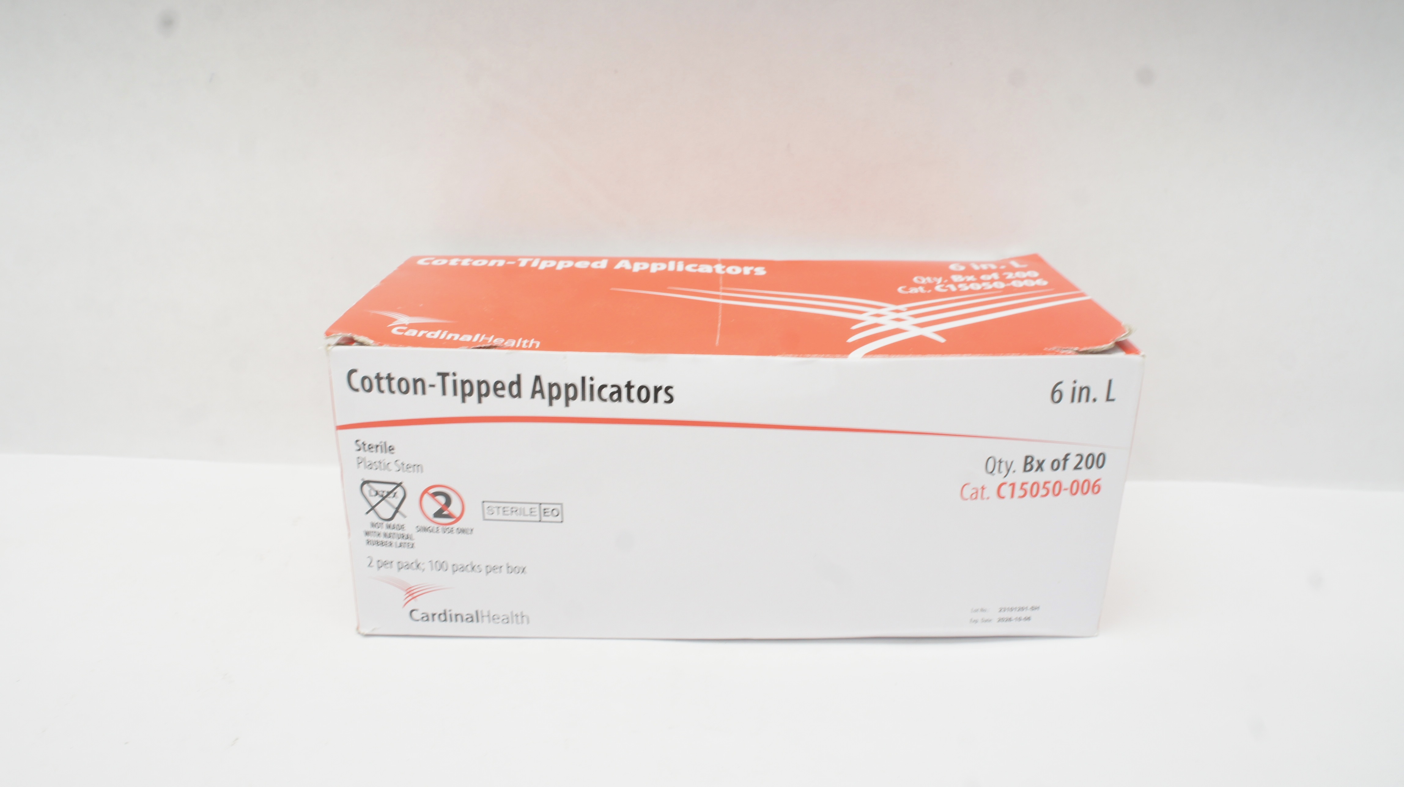Cardinal Health C15050-006 Cotton-Tipped Applicators 6inch L - Box of 52