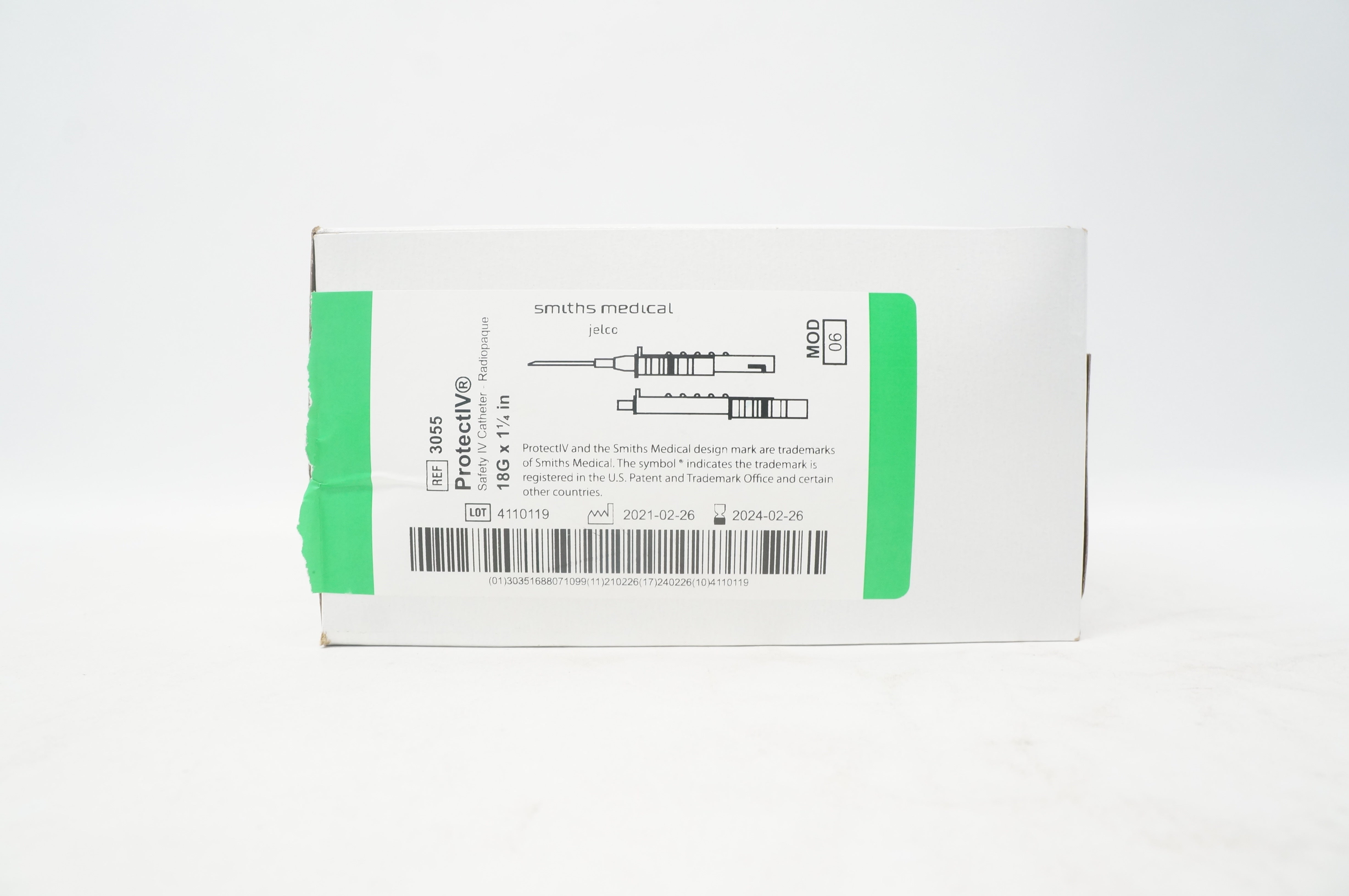 Smiths Medical 3055 Jelco ProtectIV Safety IV Cath 18G x 1-1/4inch - Box of 38