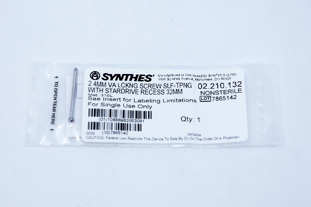 Synthes 02.210.132 2.4mm VA Locking Screw Self-Tapping With Stardrive Recess 32mm