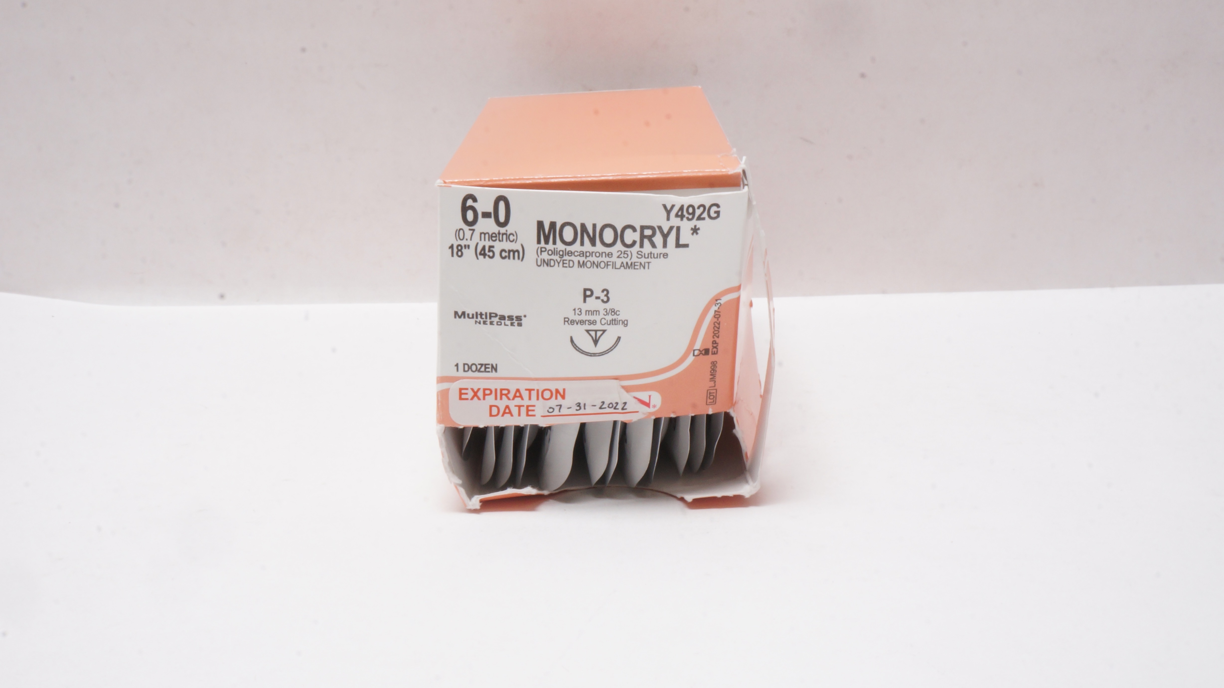 Ethicon Y492G 6-0 MONOCRYL UNDYED 18inch  P-3 13mm Reverse Cutting (x)-Box of 12