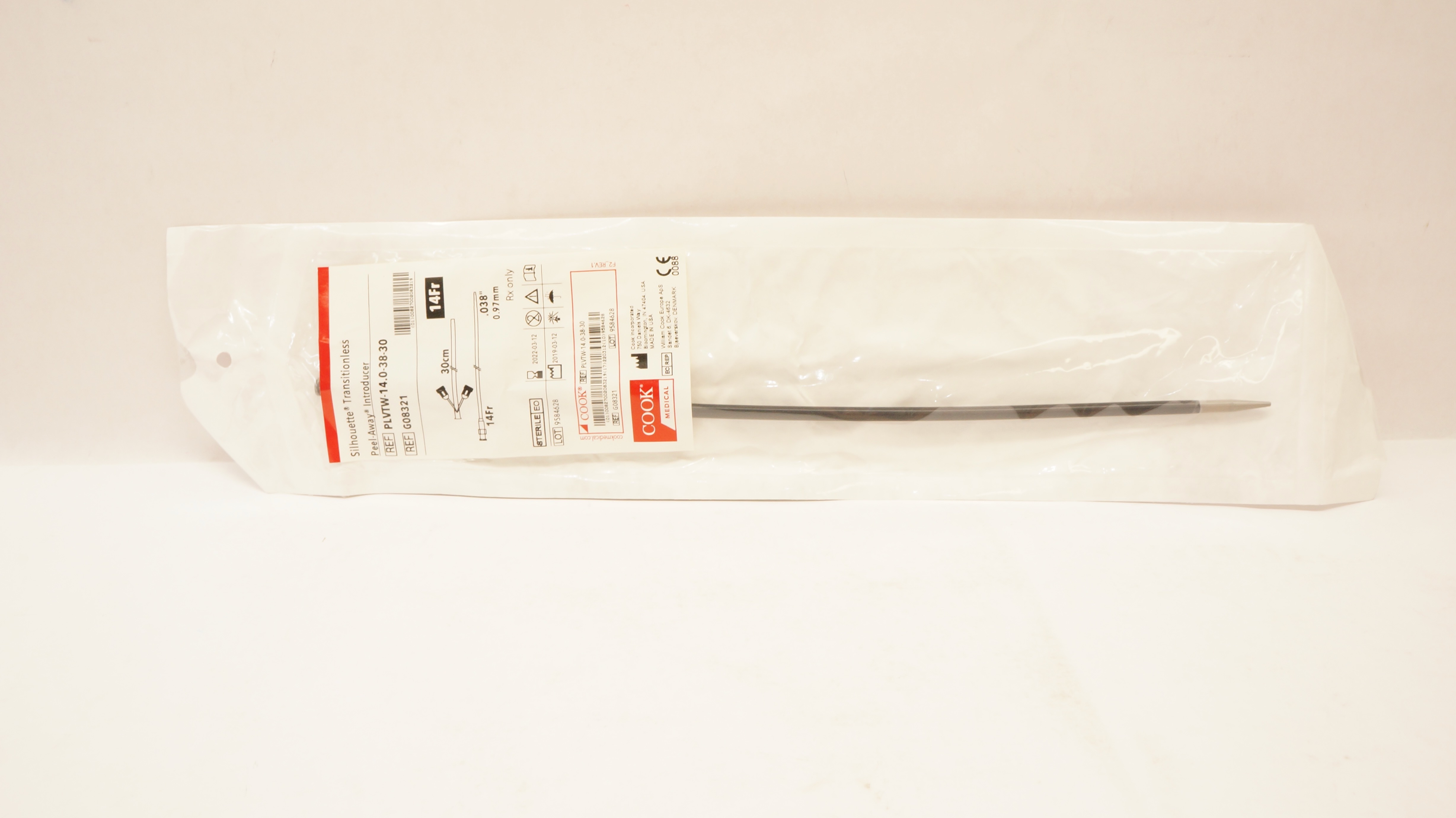 Cook G08321 Silhouette Transitionless Peel-Away Introducer 14Fr x 30cm (x)