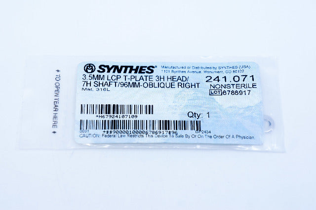 Synthes 241.071 3.5mm LCP T-Plate 3H Head / 7H Shaft / 96mm - Oblique Right