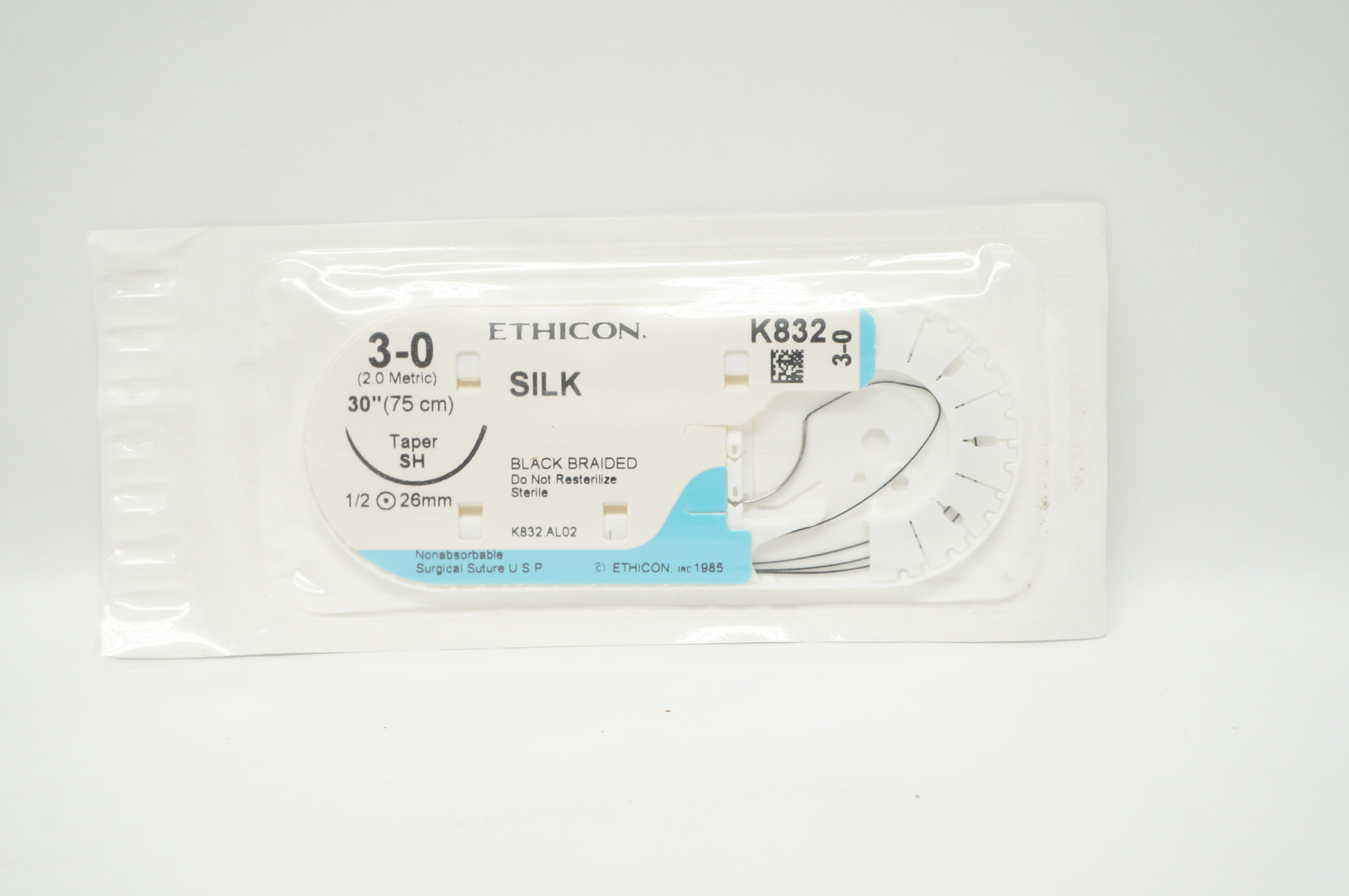 Ethicon K832 3-0 PERMA-HAND SILK Stre Black Braided SH 26mm 1/2c Taper 30inch(x)