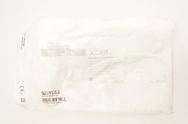 Ethicon B12LPH Endopath Xcel Bladeless Trocar With Smooth Sleeve 12 x 100mm