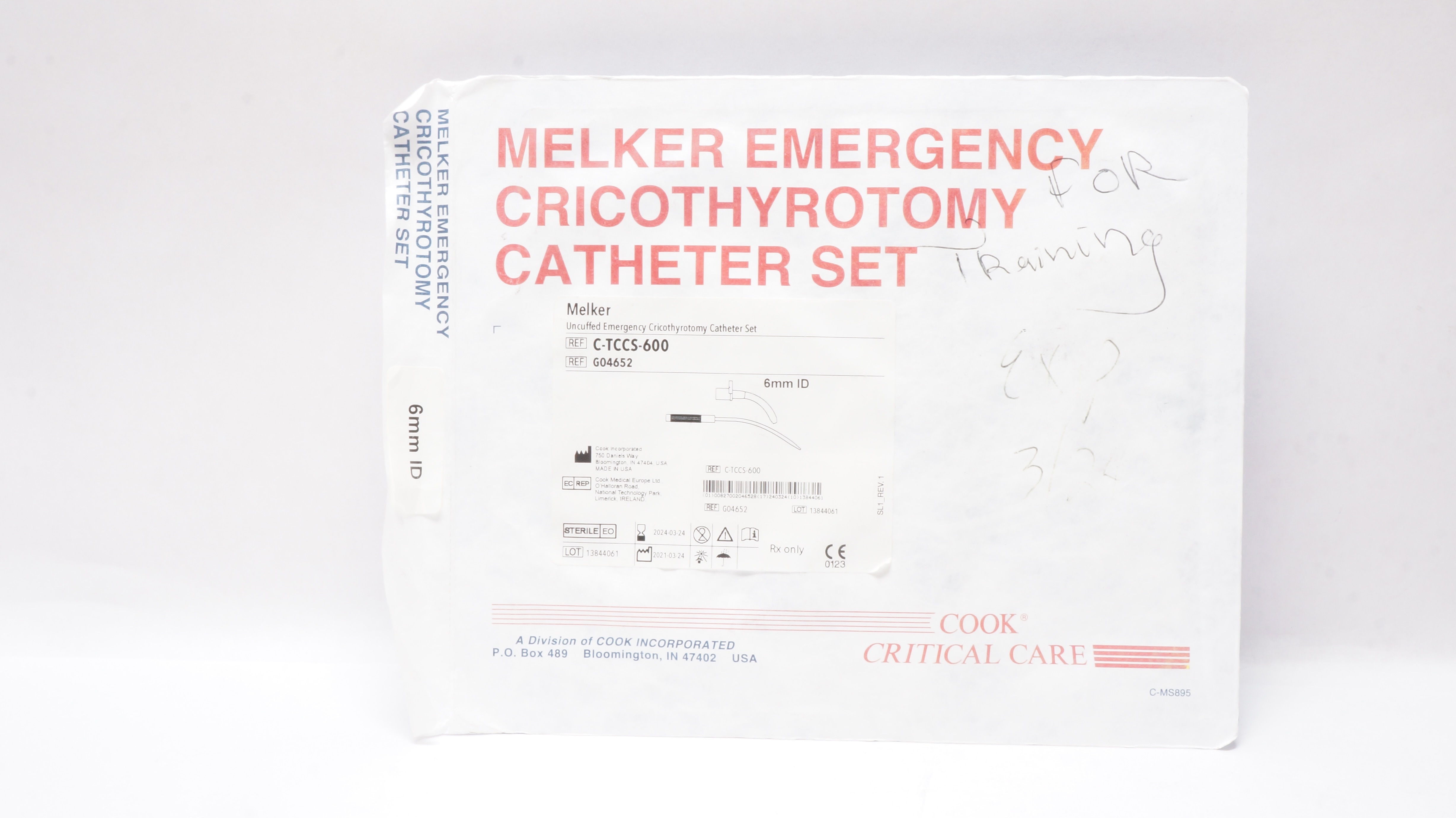Cook Medical G04652 Melker Uncuffed Emergency Cricothyrotomy Cath. Set 6mm ID