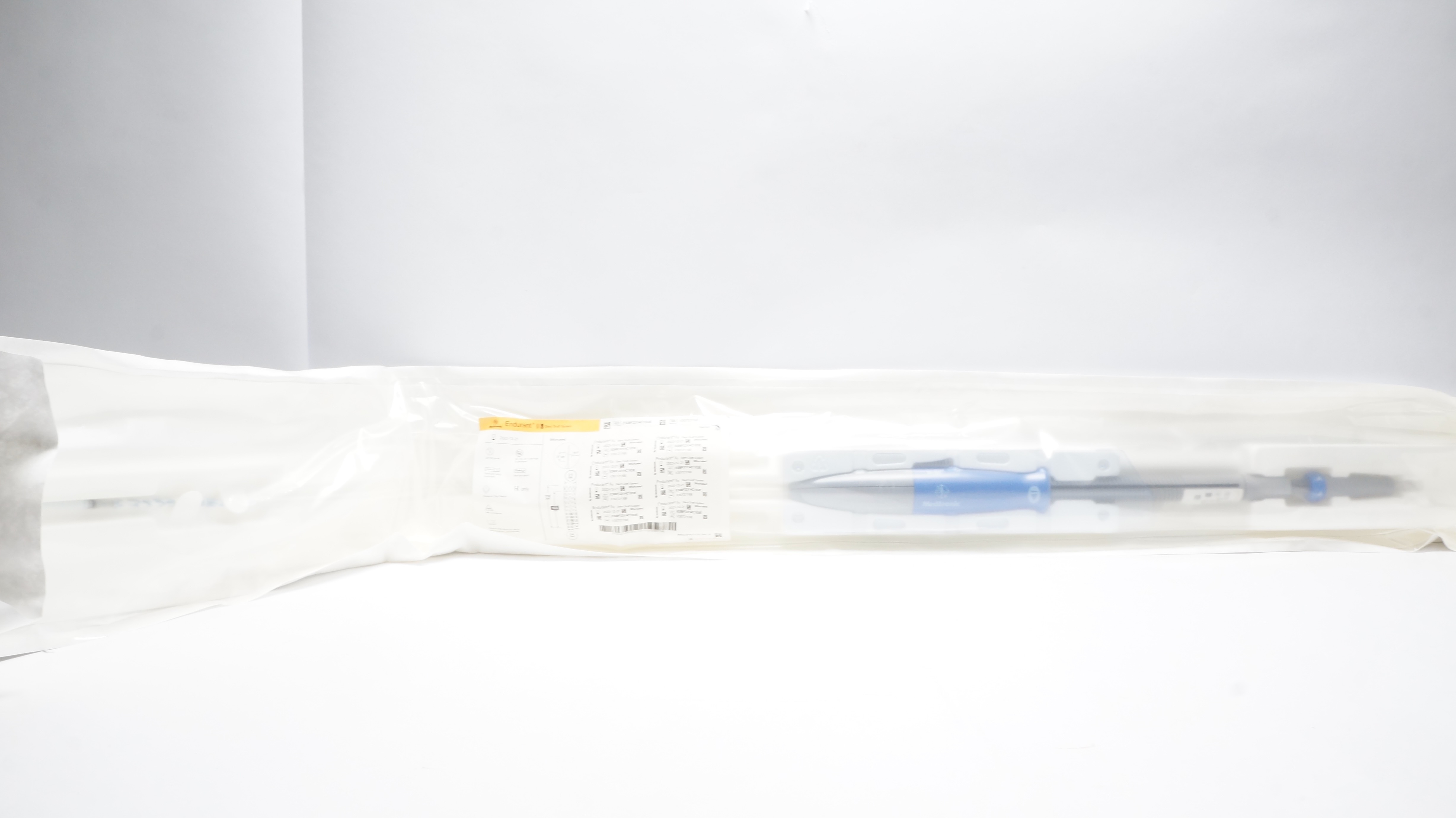 Medtronic ESBF2314C103E Endurant II Stnt Graft System, Bifurcated, 103mm  (x)