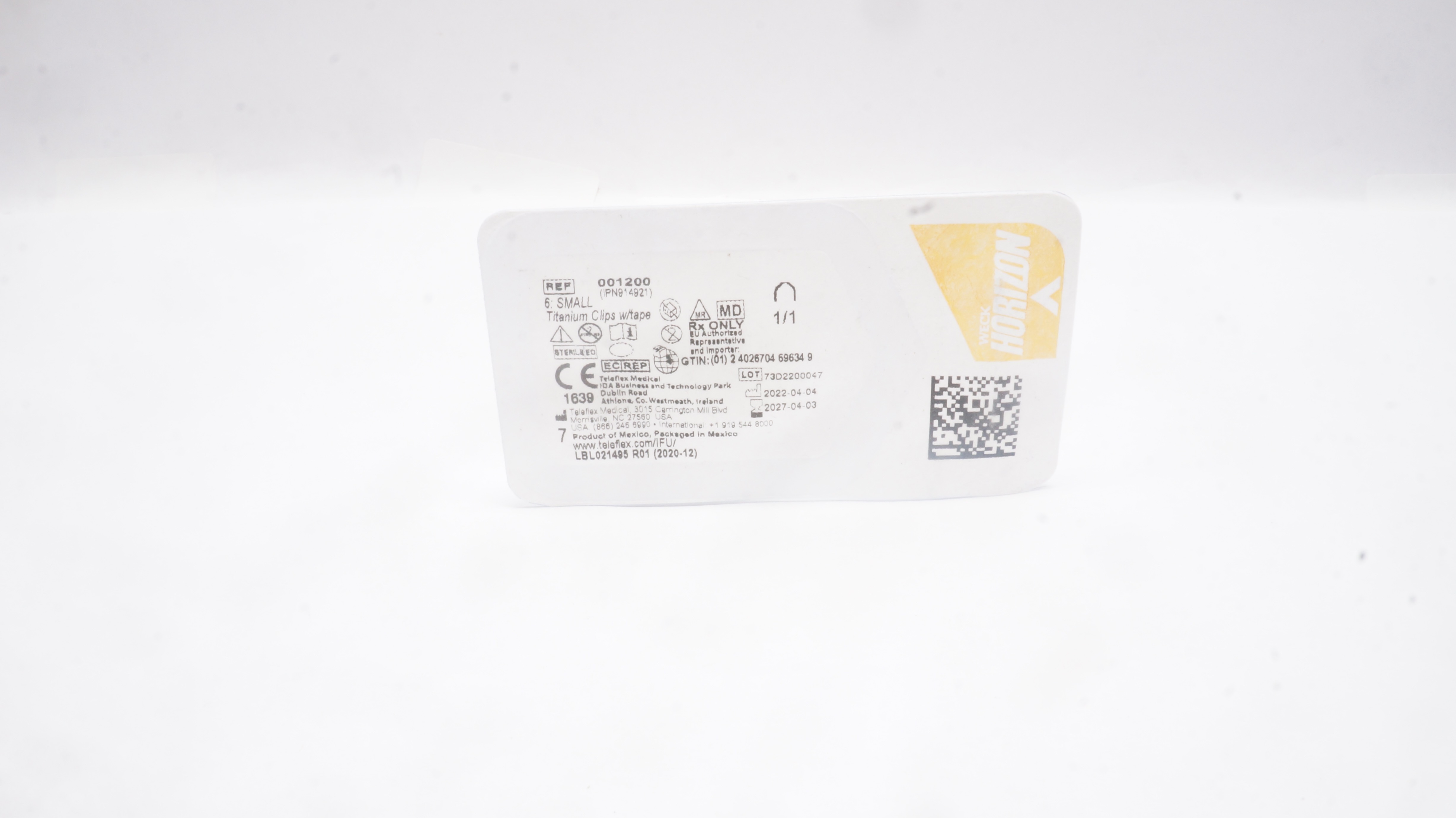 Teleflex 001200 Weck Horizon 6 Small Titanium Clips with Tape 1/1