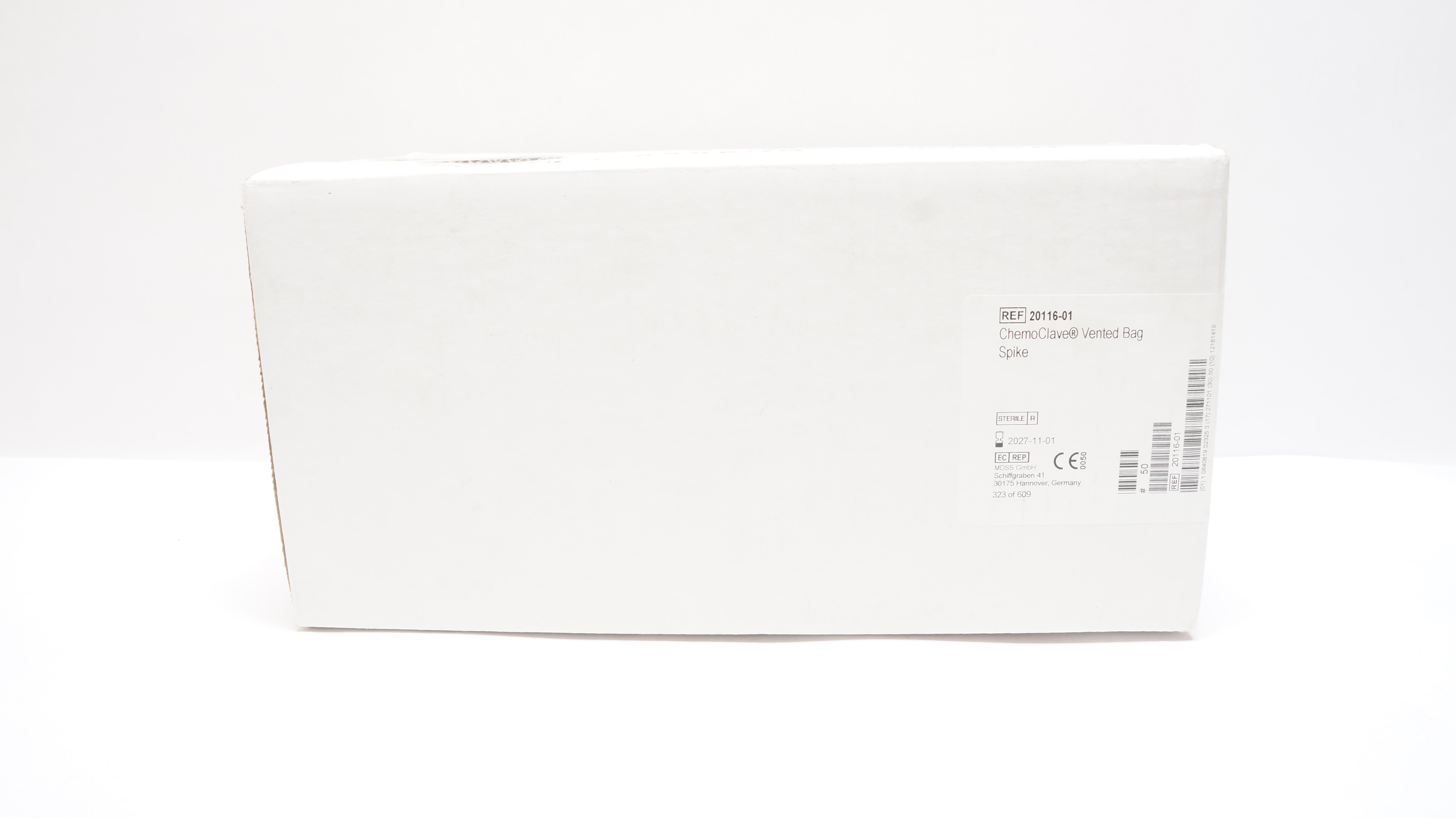 ICU Medical  20116-01 ChemoClave Vented Bag Spike - Box of 50
