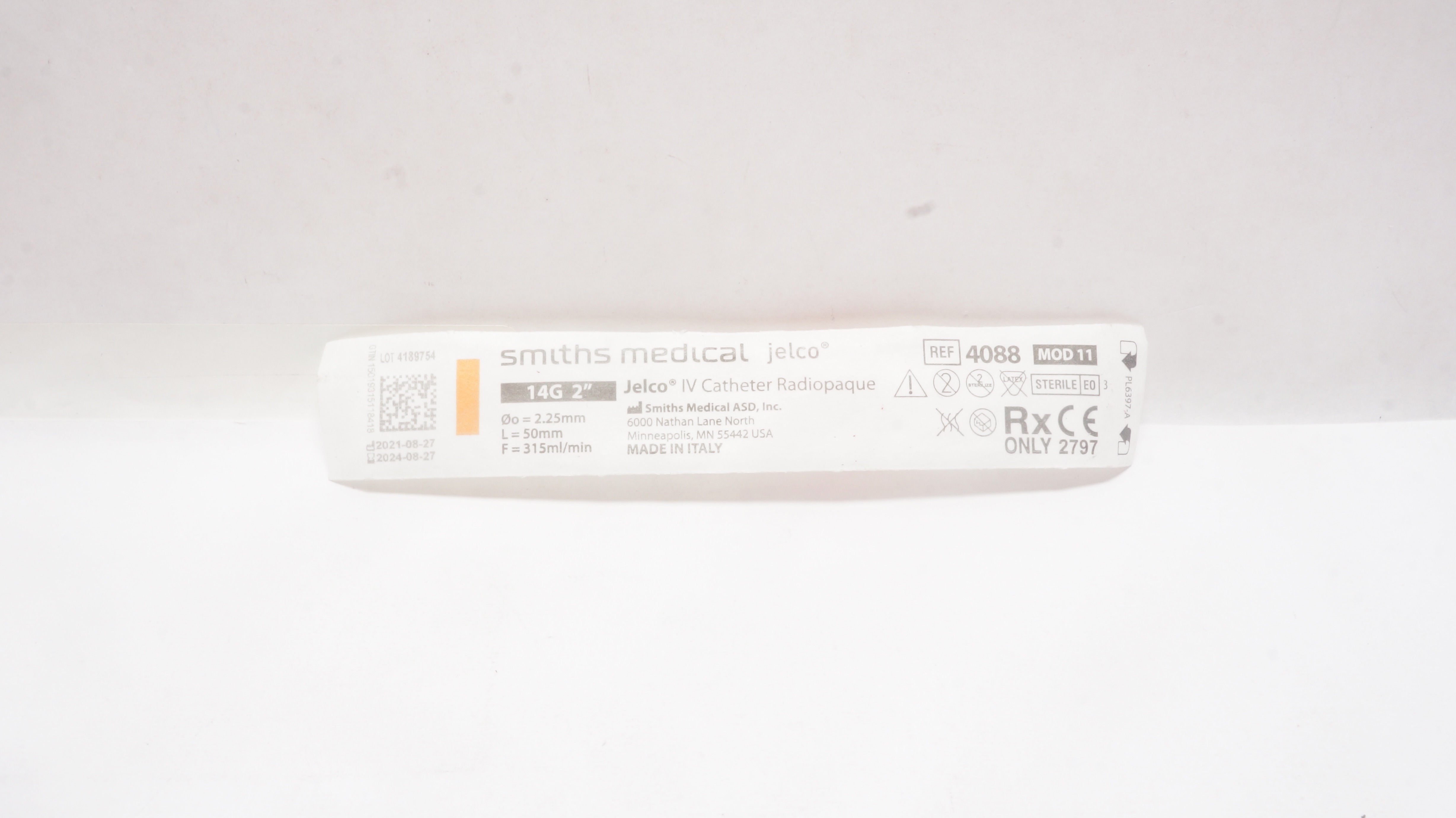 Smiths Medical 4088 Jelco I.V. Cath. Radiopaque 14G x 2inch