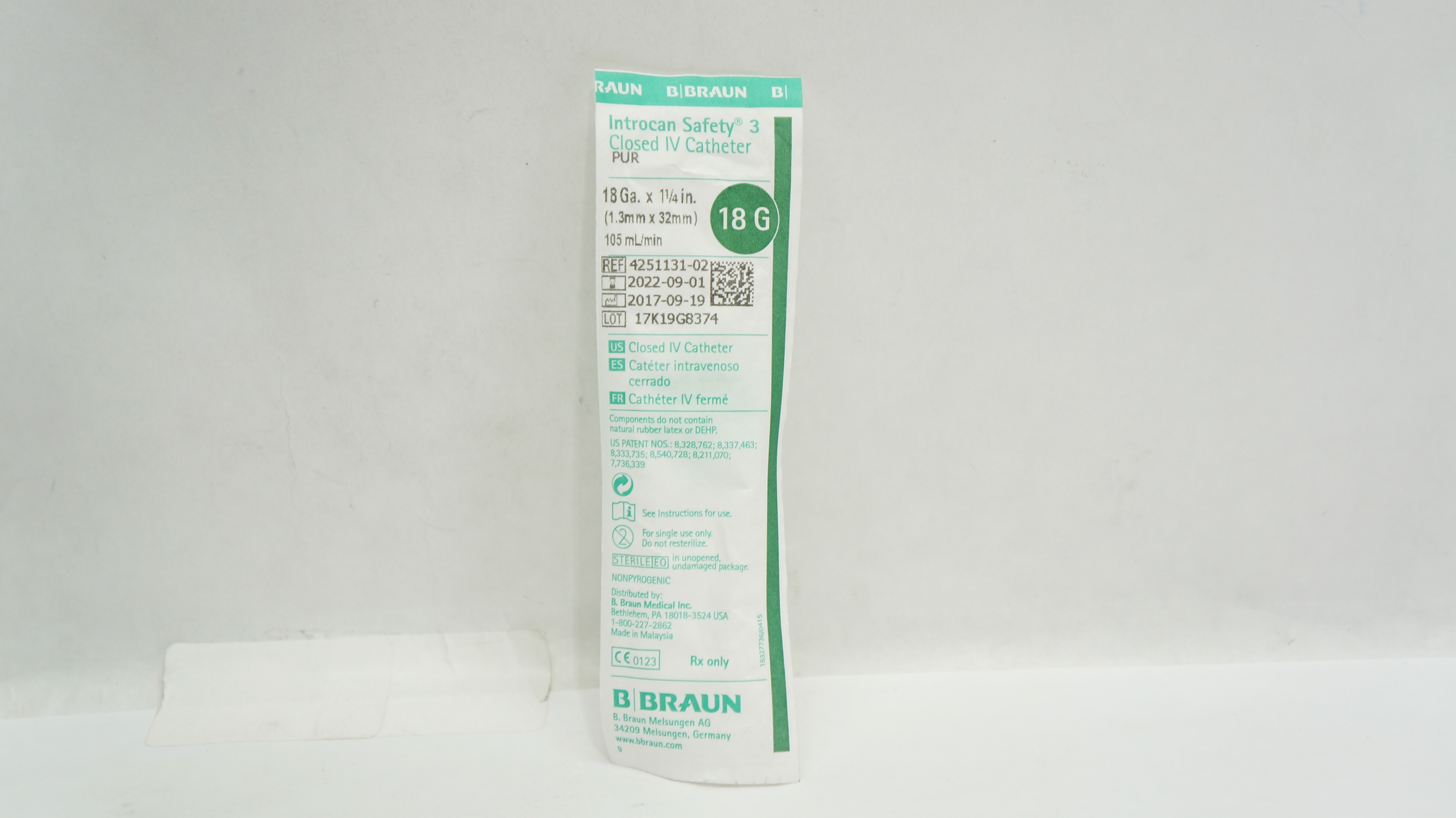 B.Braun 4251131-02 Introcan Safety 3 Closed IV Cath. PUR 18G x 1-1/4 inch (x)