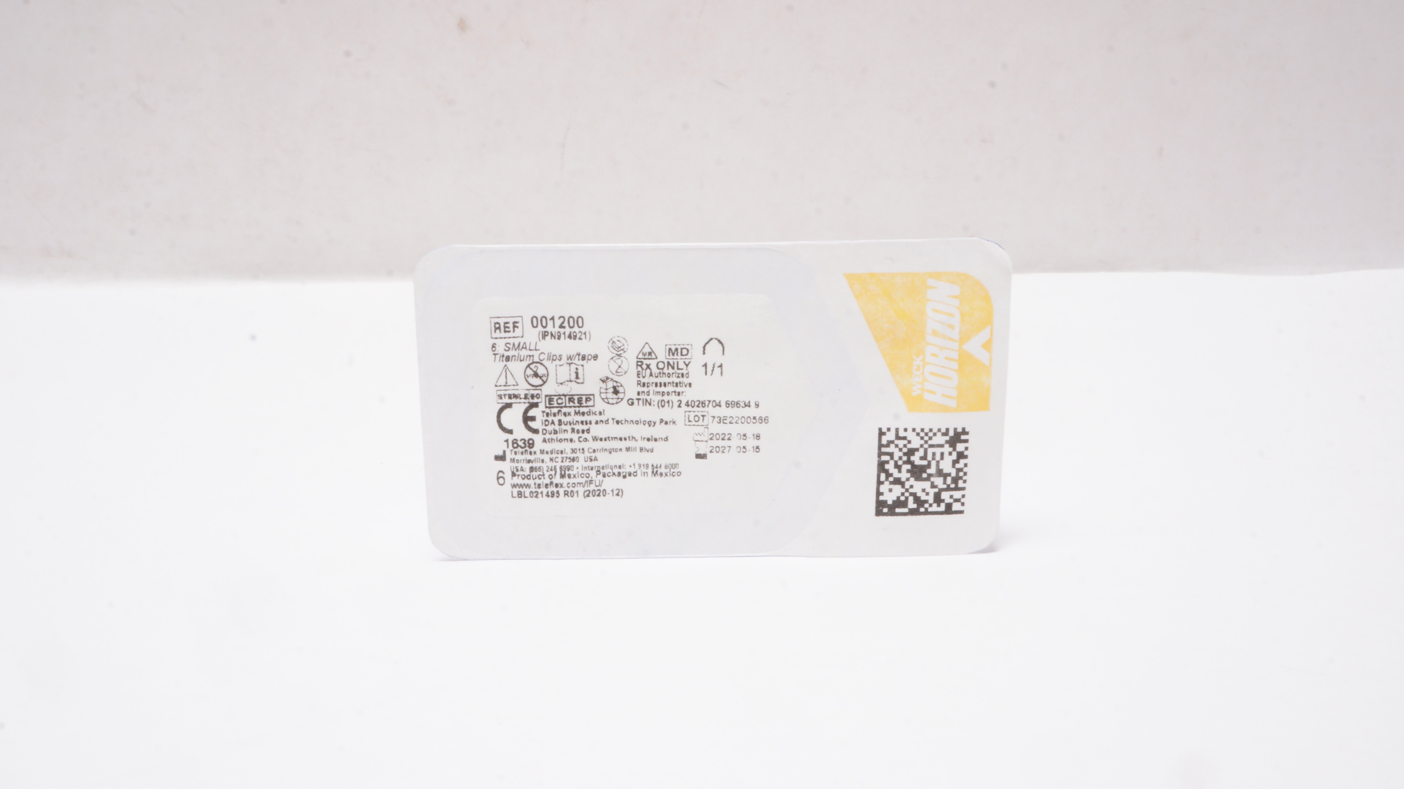 Teleflex 001200 Weck Horizon 6 Small Titanium Clips with Tape 1/1