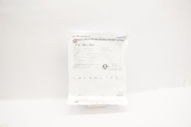 Arrow AK-15703-ACDC Multi-Lumen CVC Kit w/Cath. 3 Lumen 7Ft x 20cm x .032inch