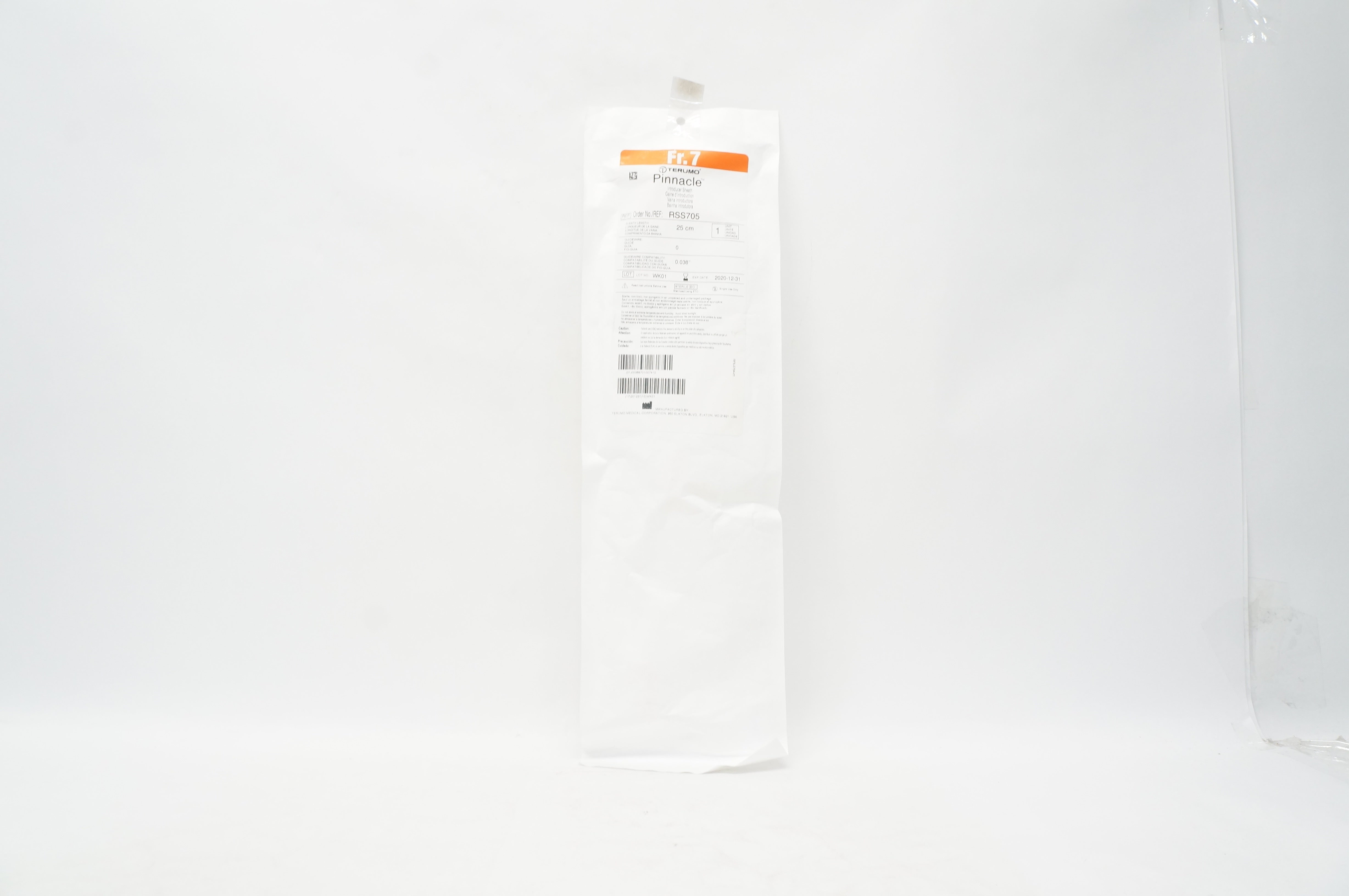 Terumo RSS705 Pinnacle Introducer Sheath 7F x 25cm x 0.038 inch  (x)