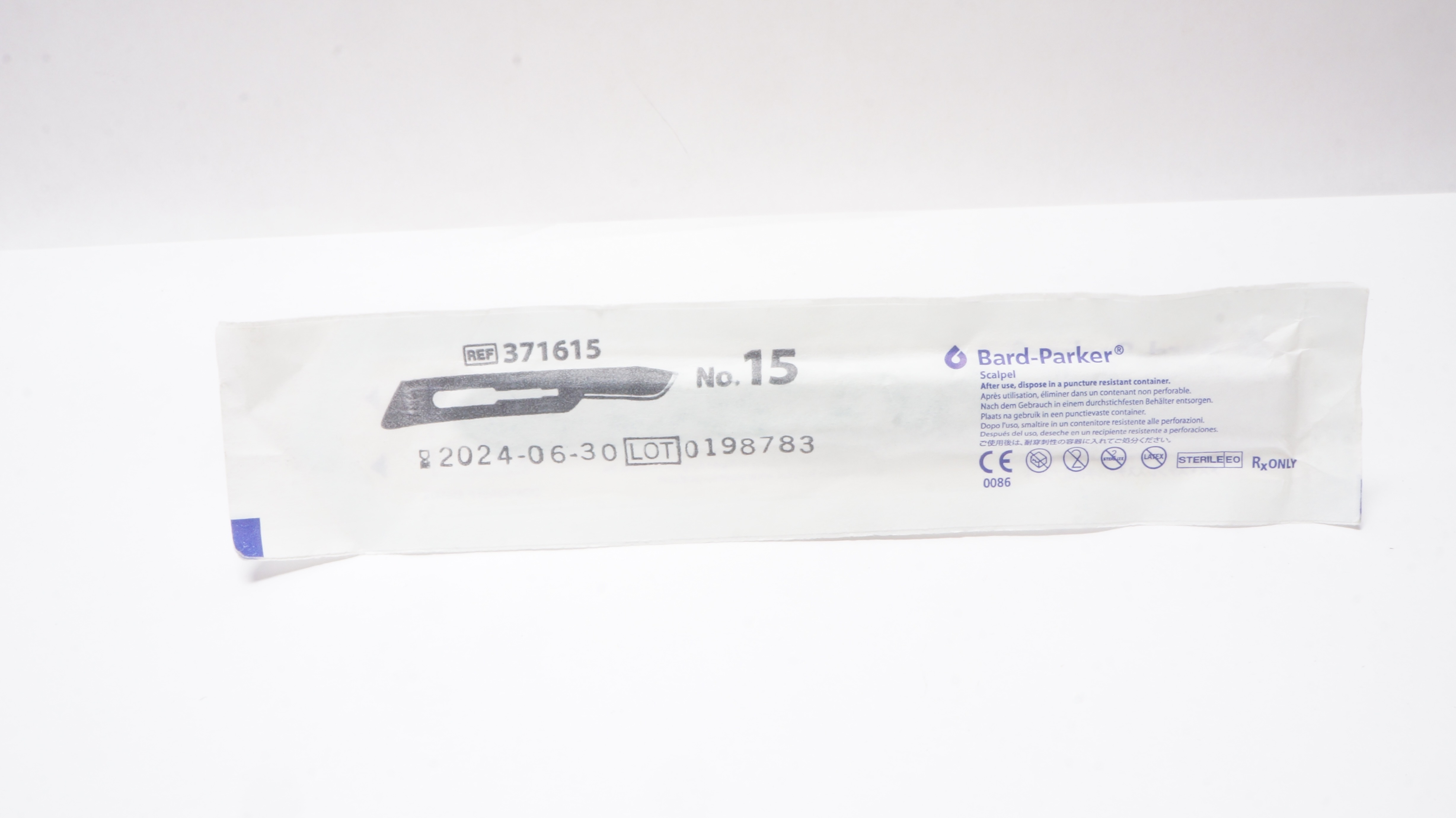 Aspen 371615 Bard-Parker Scalpel Stainless Steel Surgical Blade N15