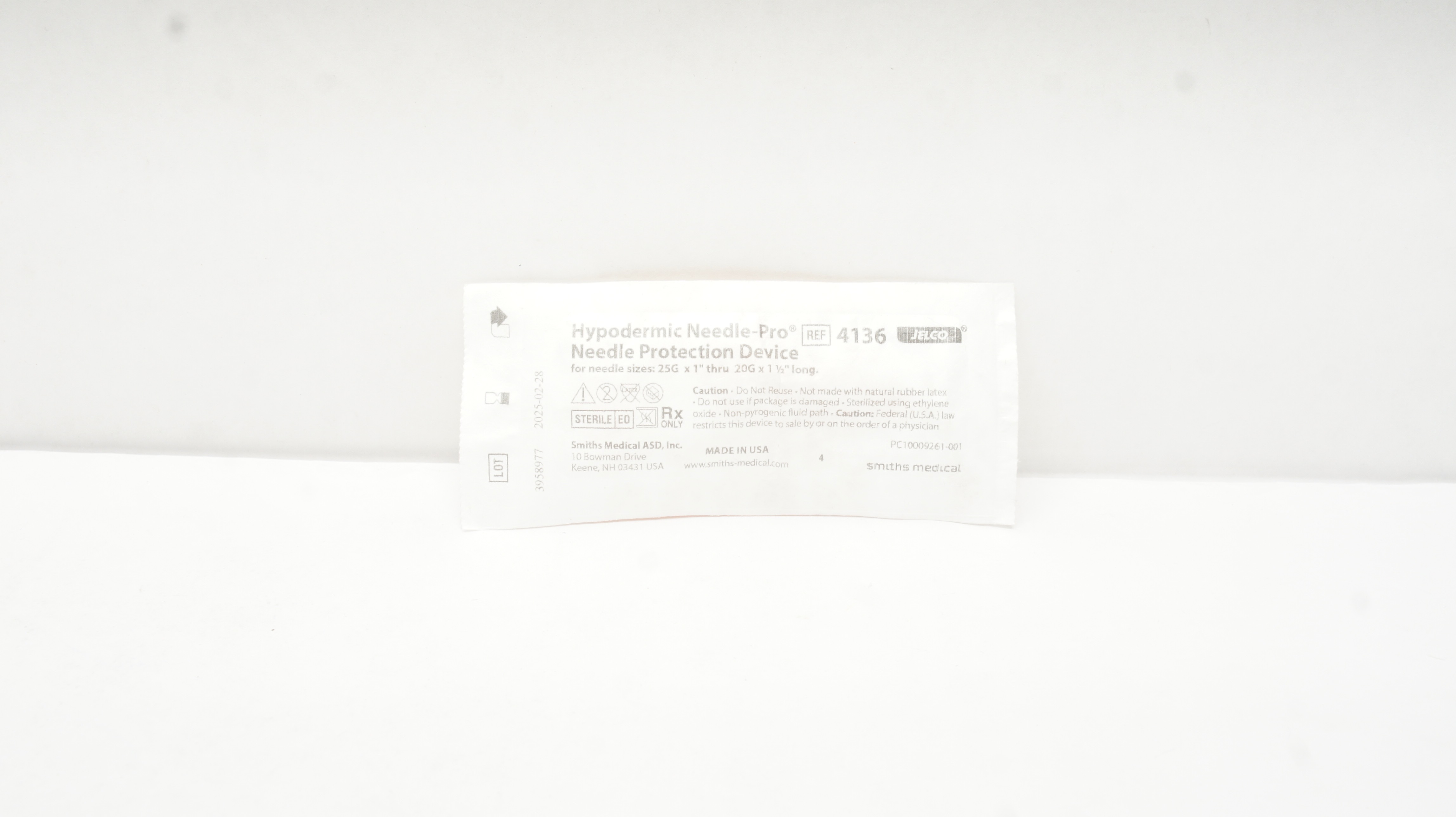 Smiths Medical 4136 Jelco Hypodermic Ndle Protection Device 25G x 1inch
