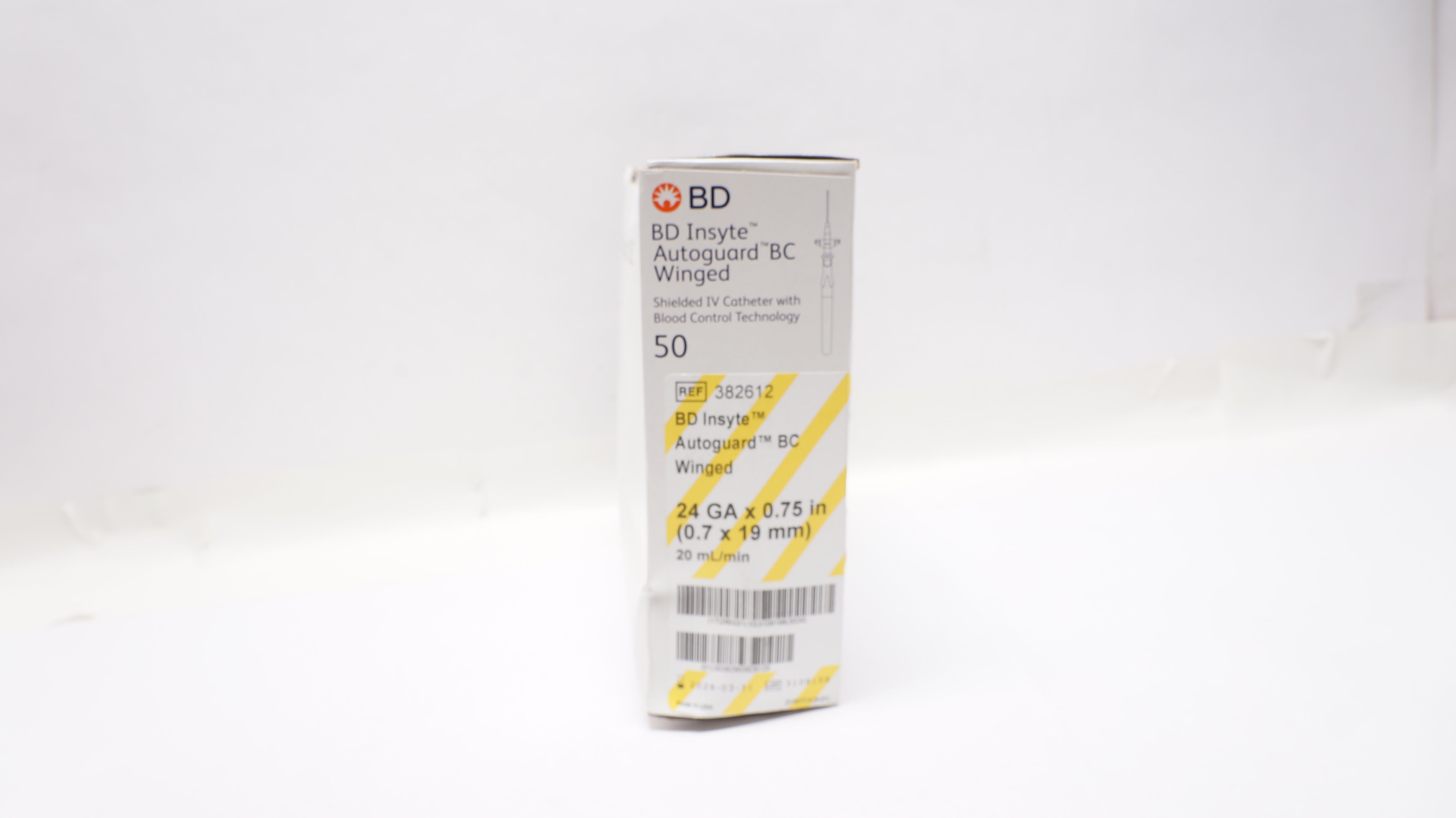 BD 382612 Insyte Autoguard BC Winged Shielded IV Cath. 24GAx0.75inch - Box of 44