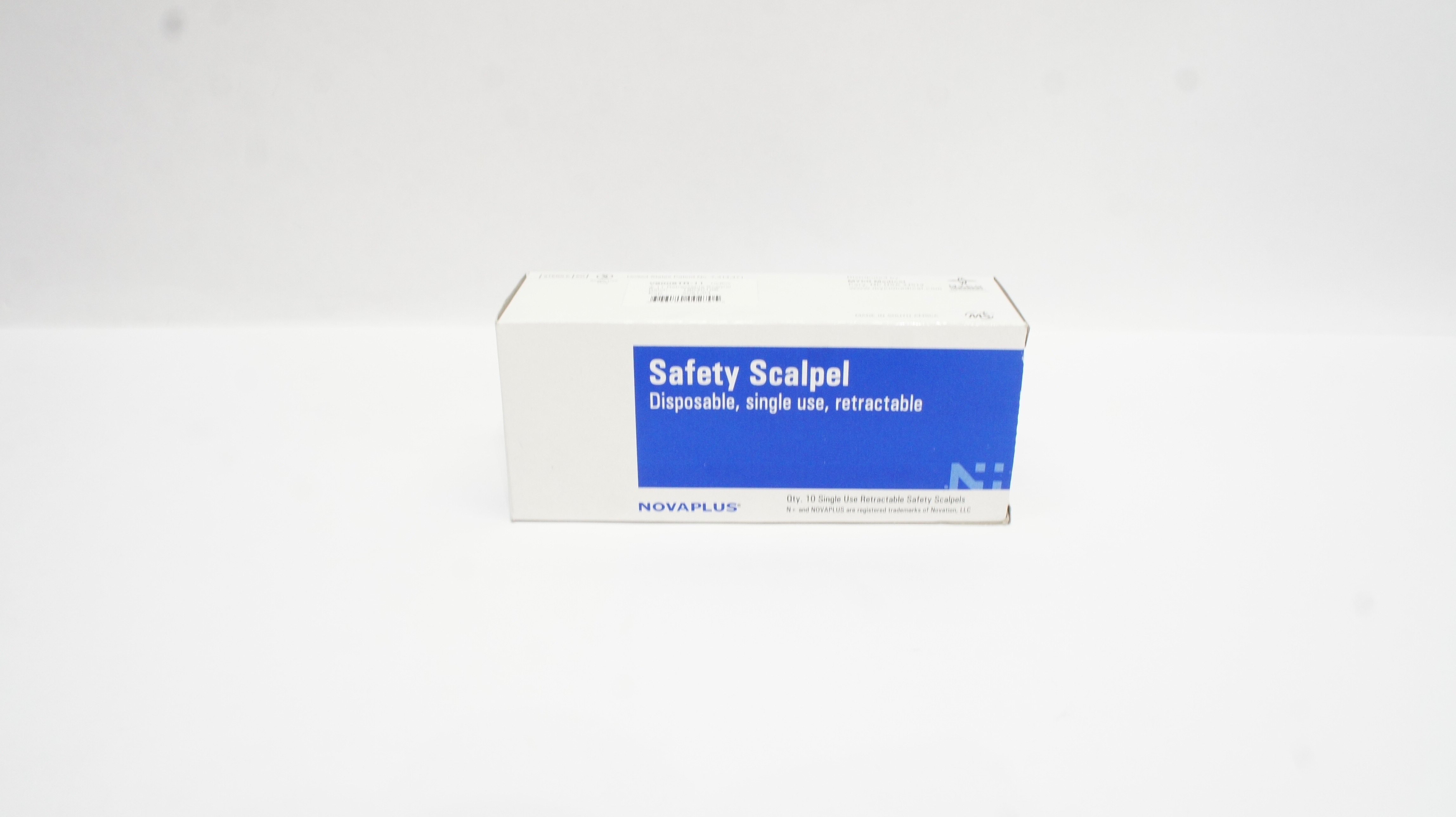 MYCO Medical V6008TR-11 Novaplus Retractable Safety Scalpel #11 (x) - Box of 10