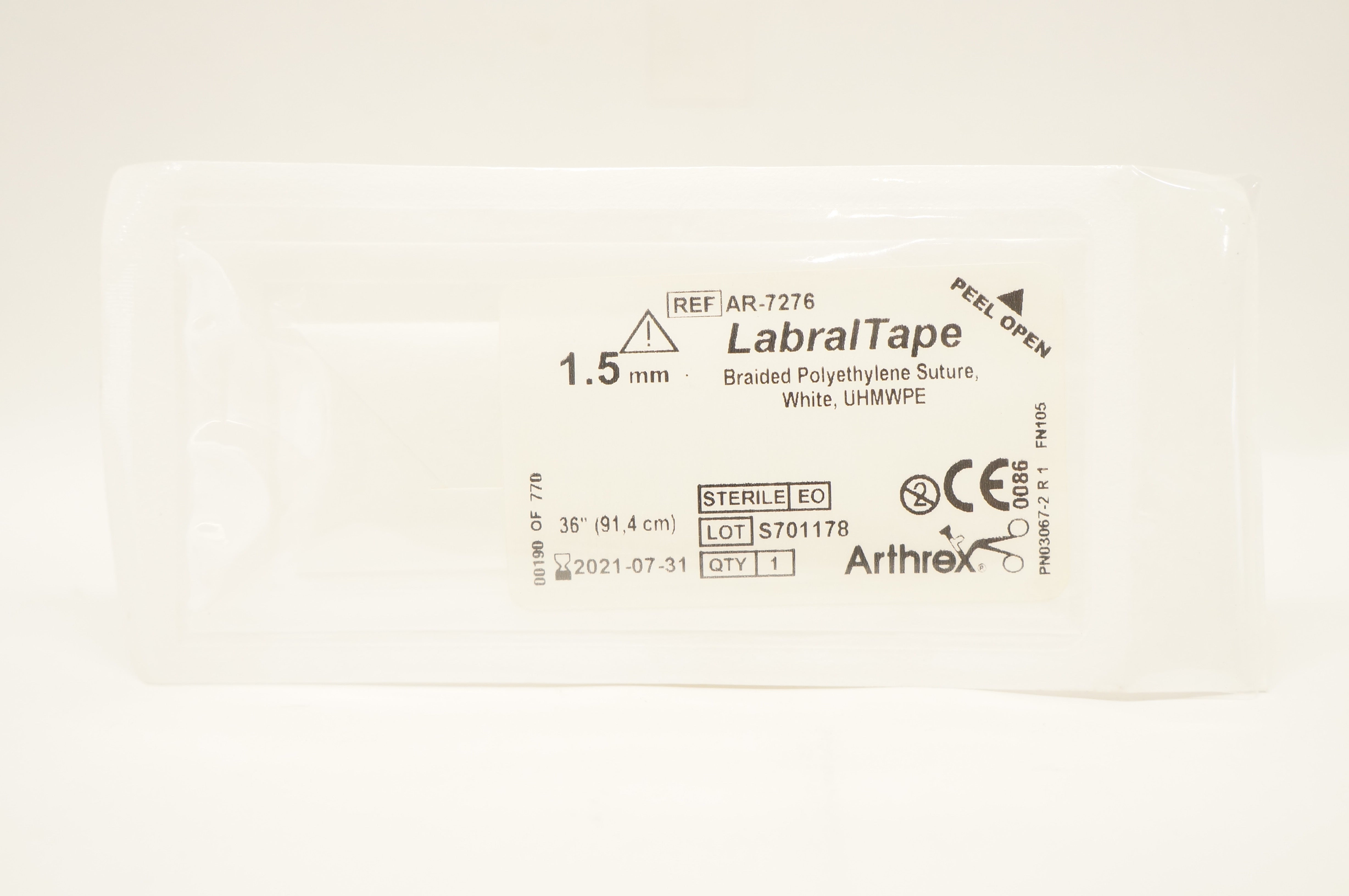 Arthrex AR-7276 LabralTape Braided Polyethylene Stre. White, 1.5mm, 36inch (x)