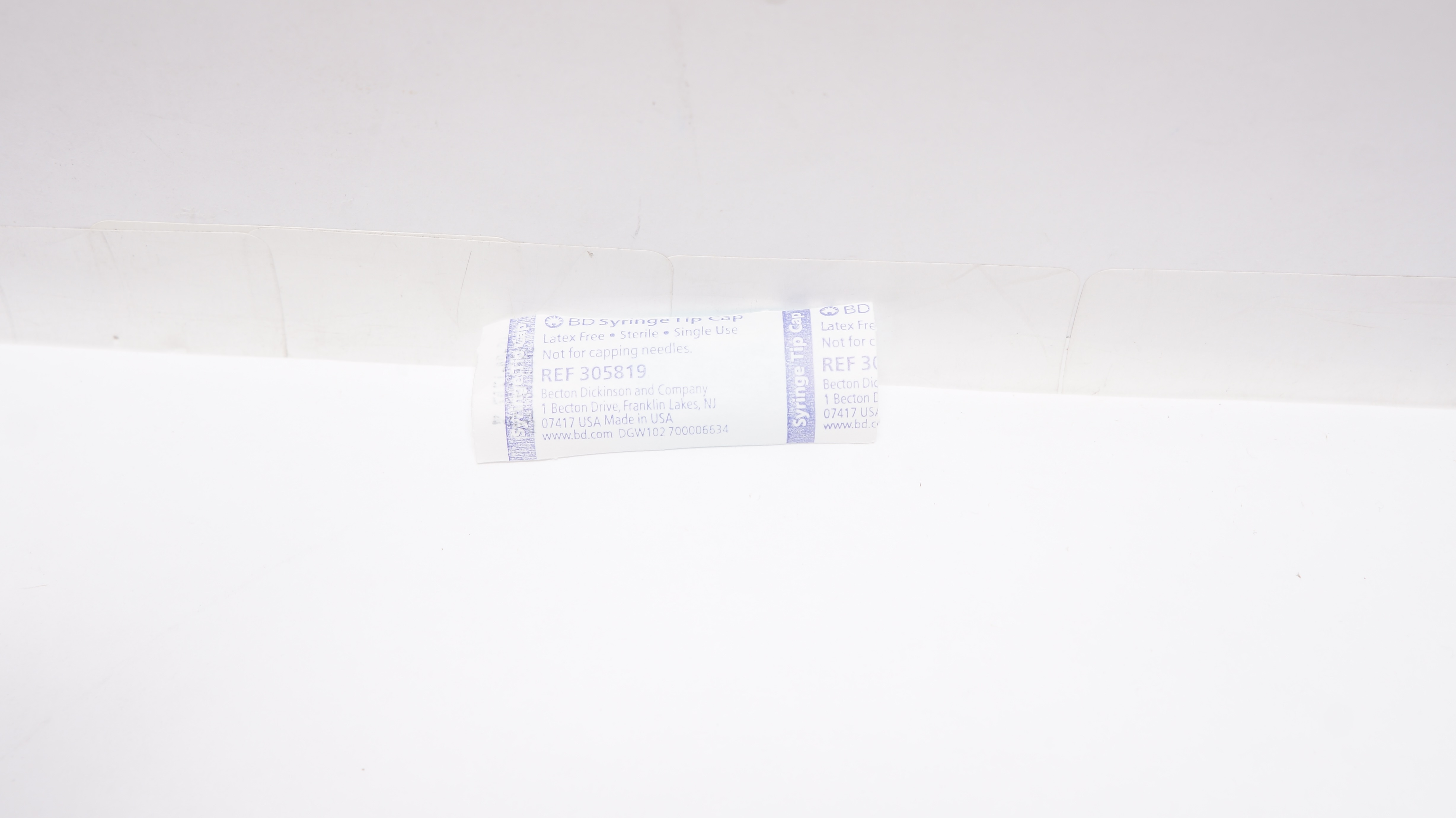 BD 305819 Syringe Tip Cap