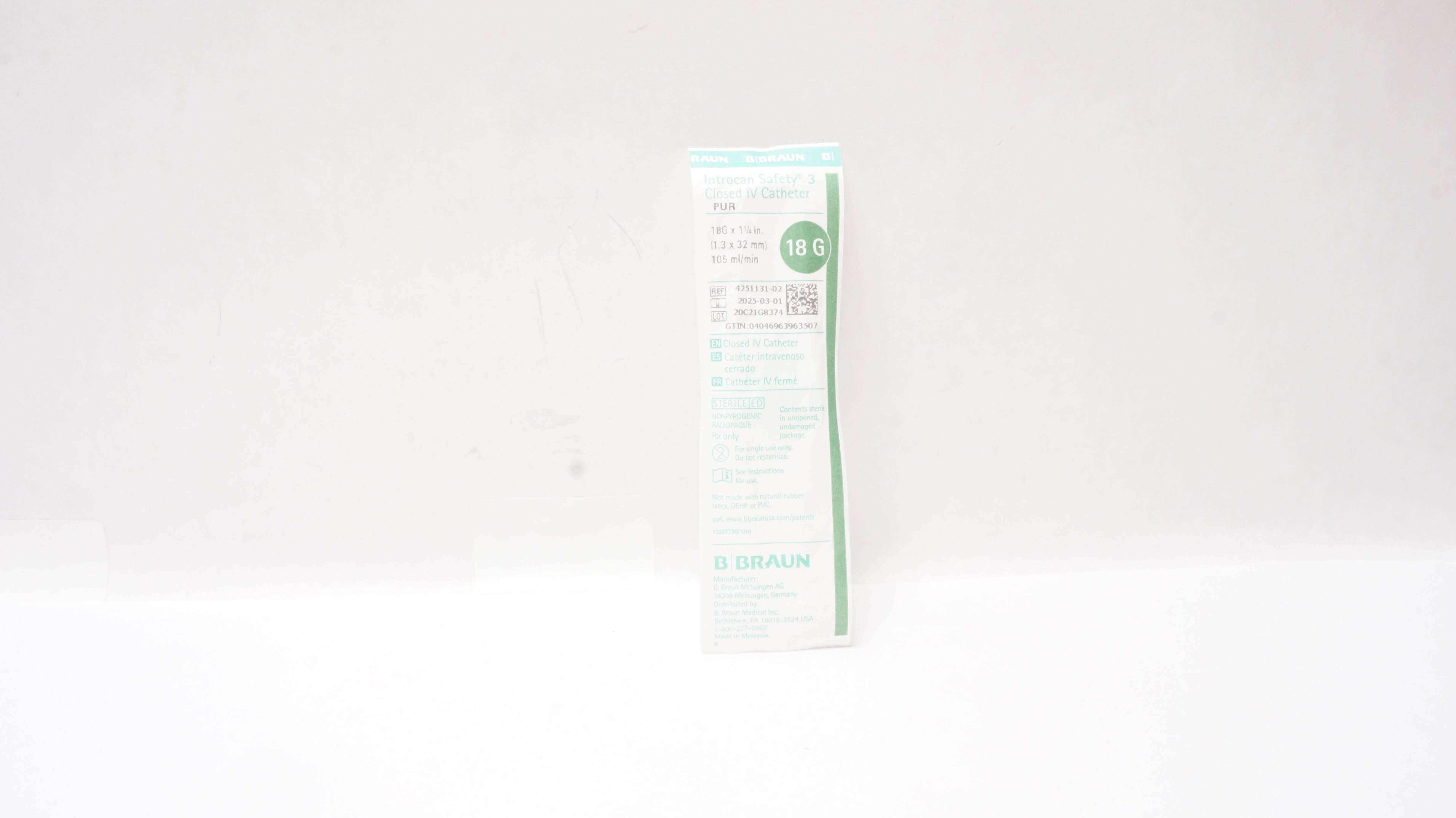 B.Braun 4251131-02 Introcan Safety 3 Closed IV Cath. PUR 18G x 1-1/4inch (x)