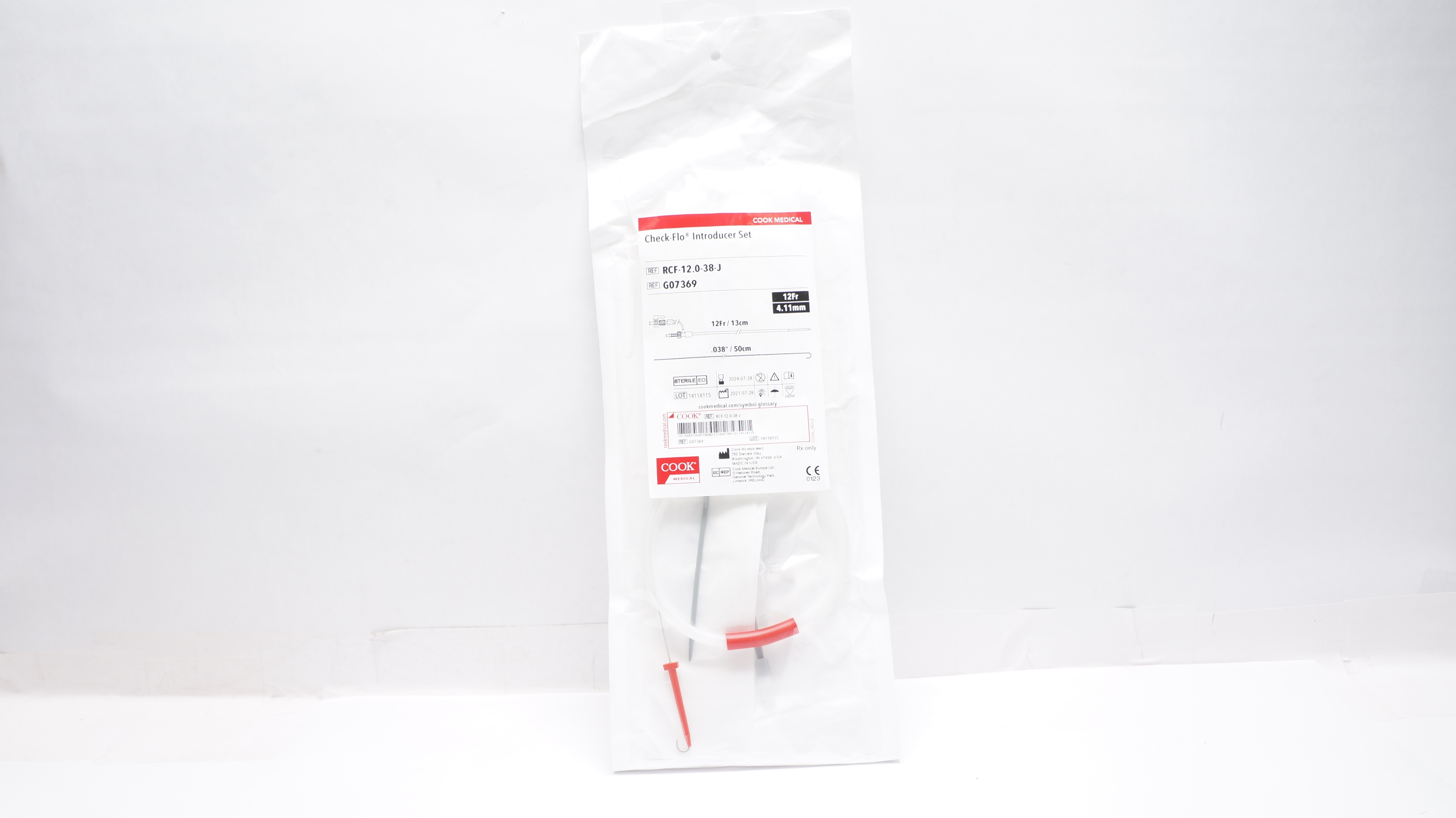 Cook Medical G07369 Check-Flo II Introducer Set 12Fr/13cm