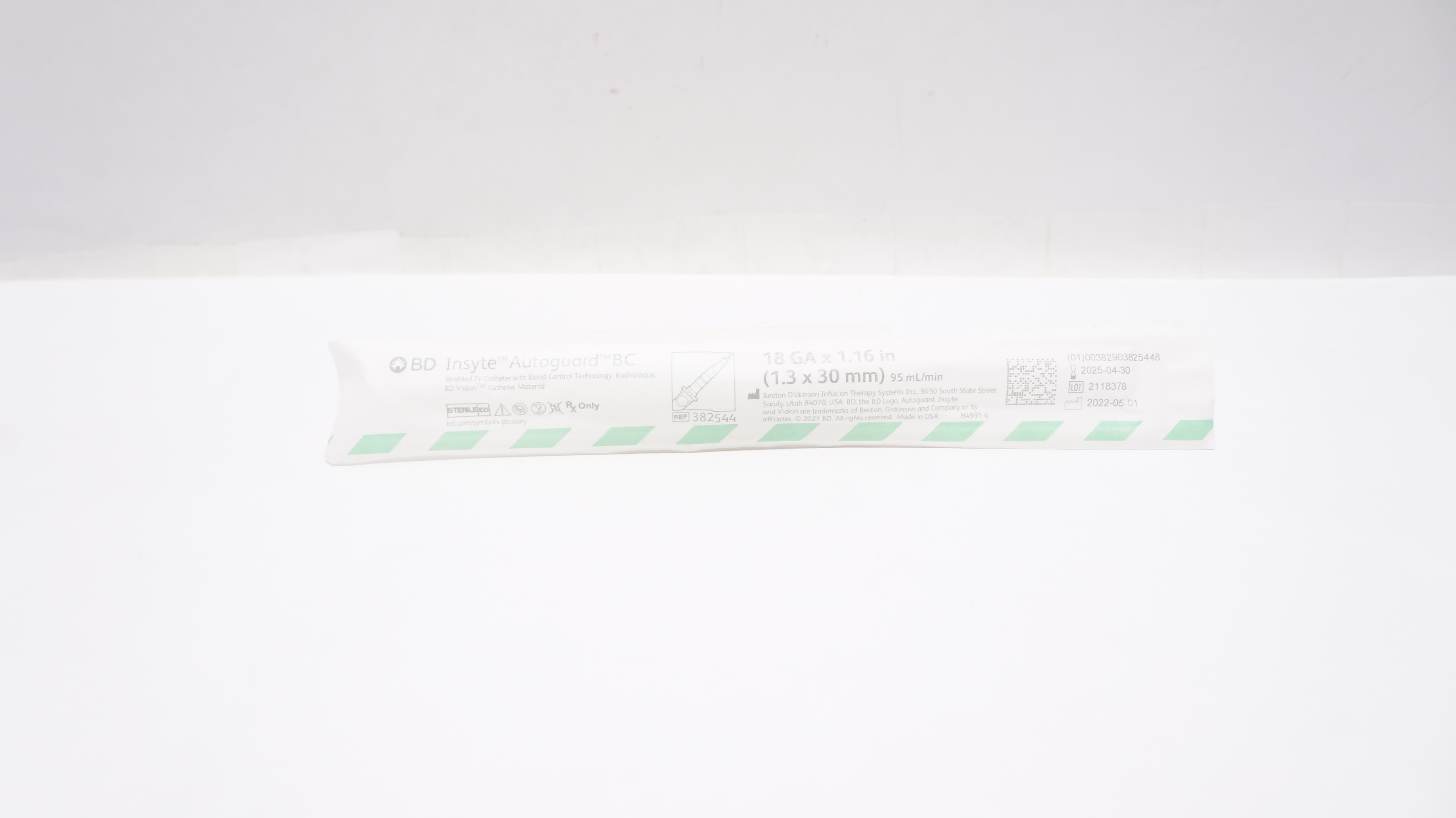 BD 382544 Autoguard BC Shielded IV Cath.18GA x 1.16inch