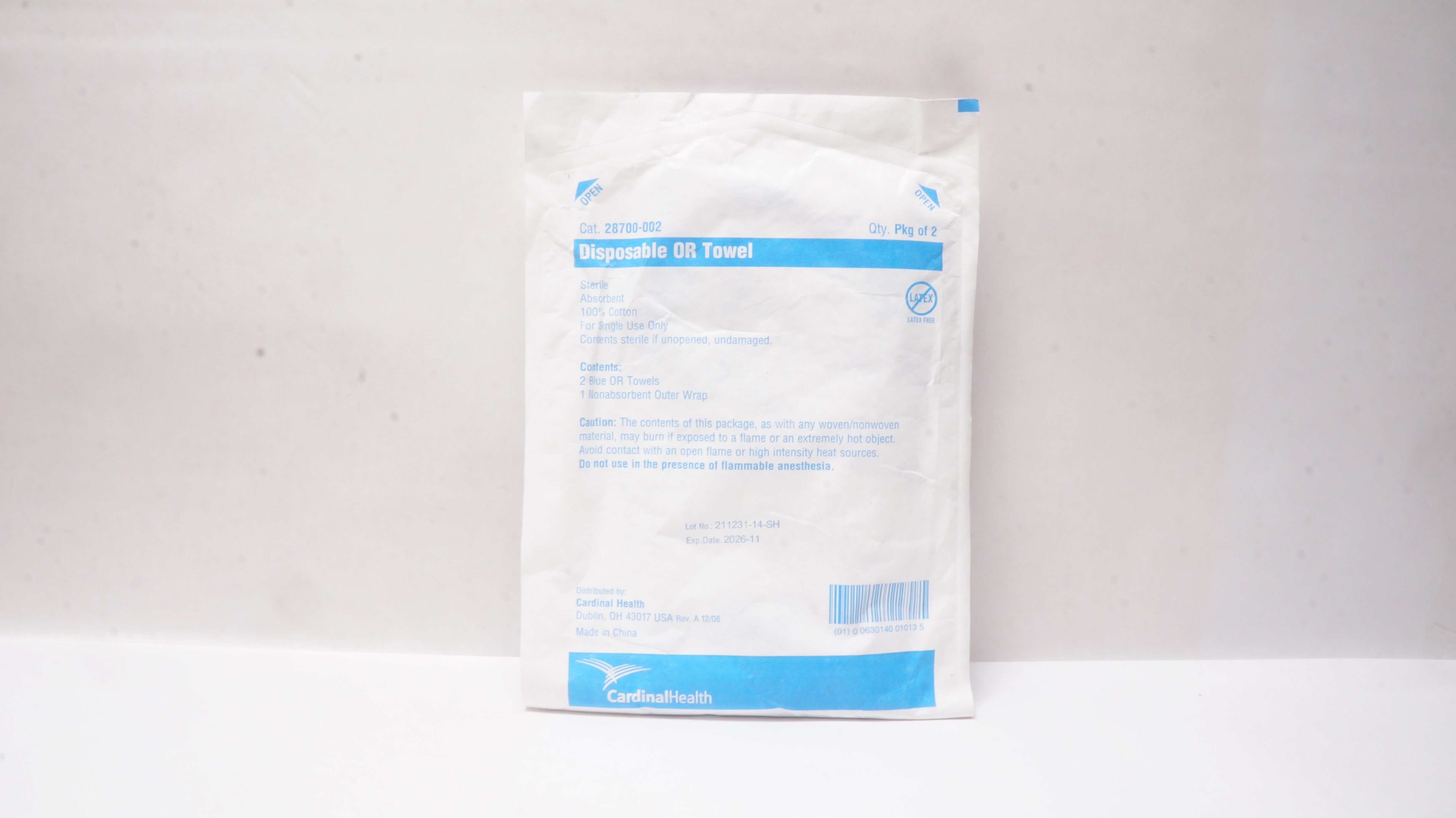 Cardinal Health 28700-002 Disposable OR Towel Sterile Absorbent - Pack of 2