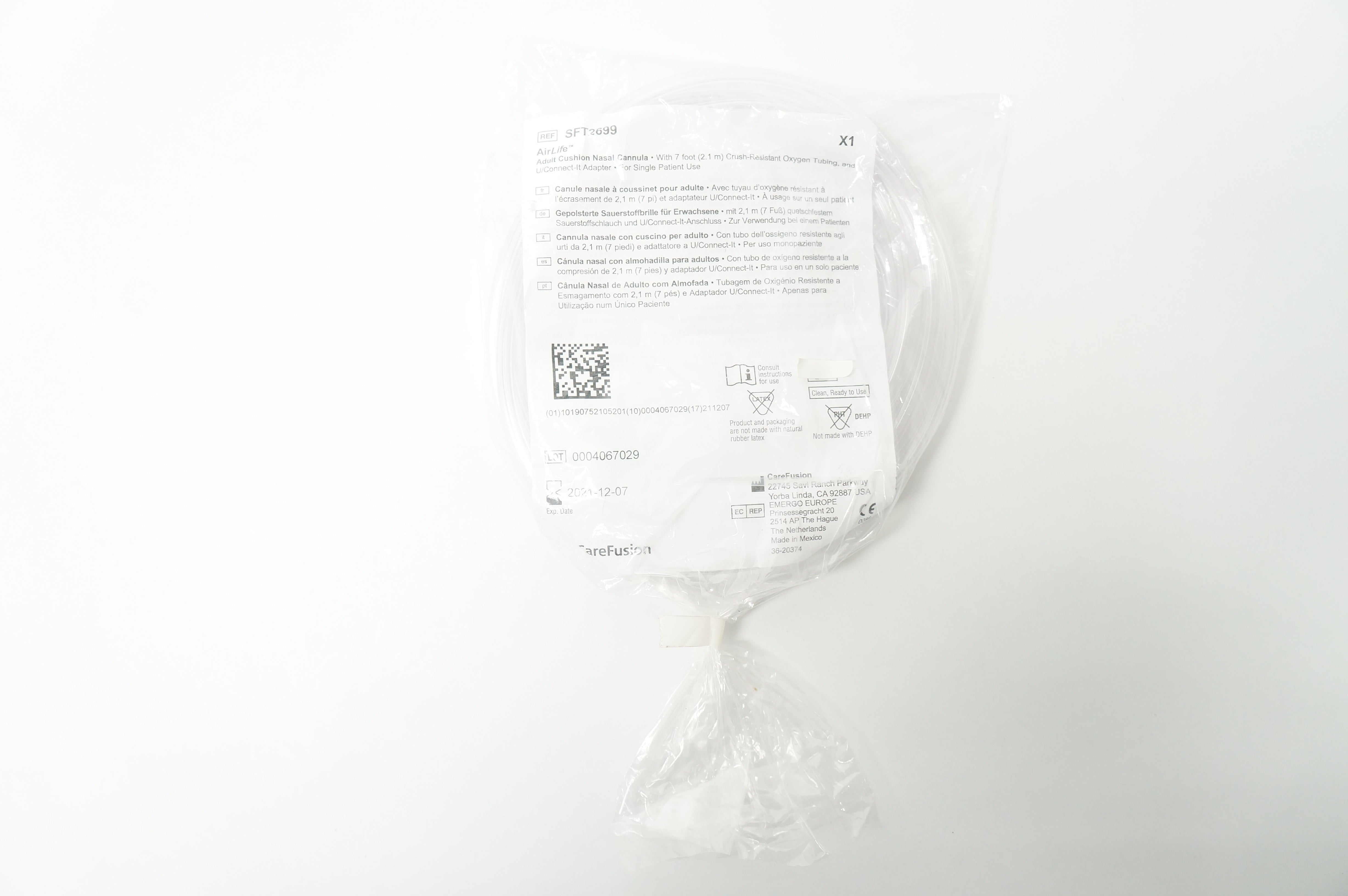 CareFusion SFT2699 AirLife Adult Cushion Nasal Cannula w/7ft Tubing & Adapter