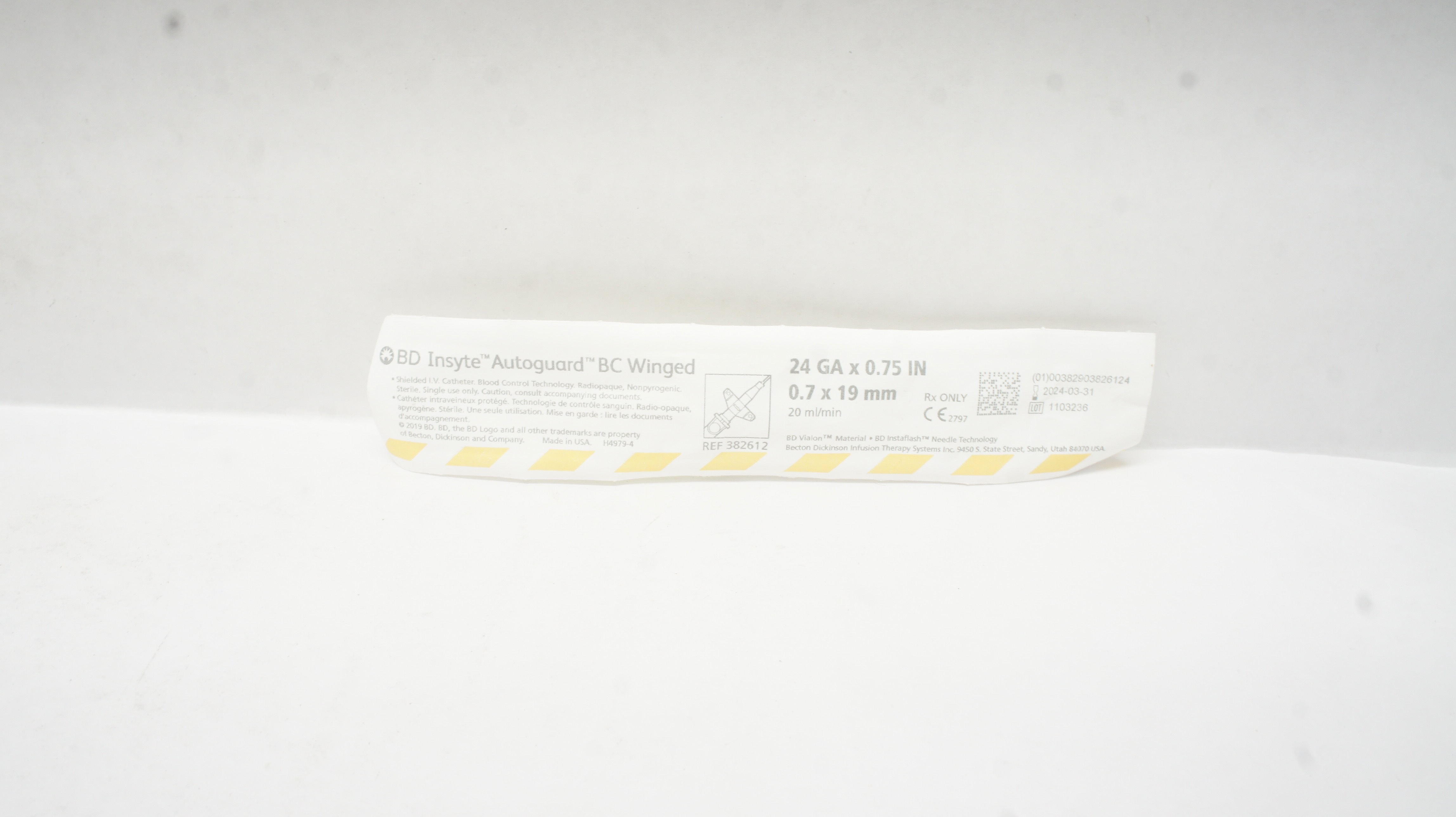 BD 382612 Insyte Autoguard BC Winged Shielded IV Cath. 24GA x 0.75inch (x)