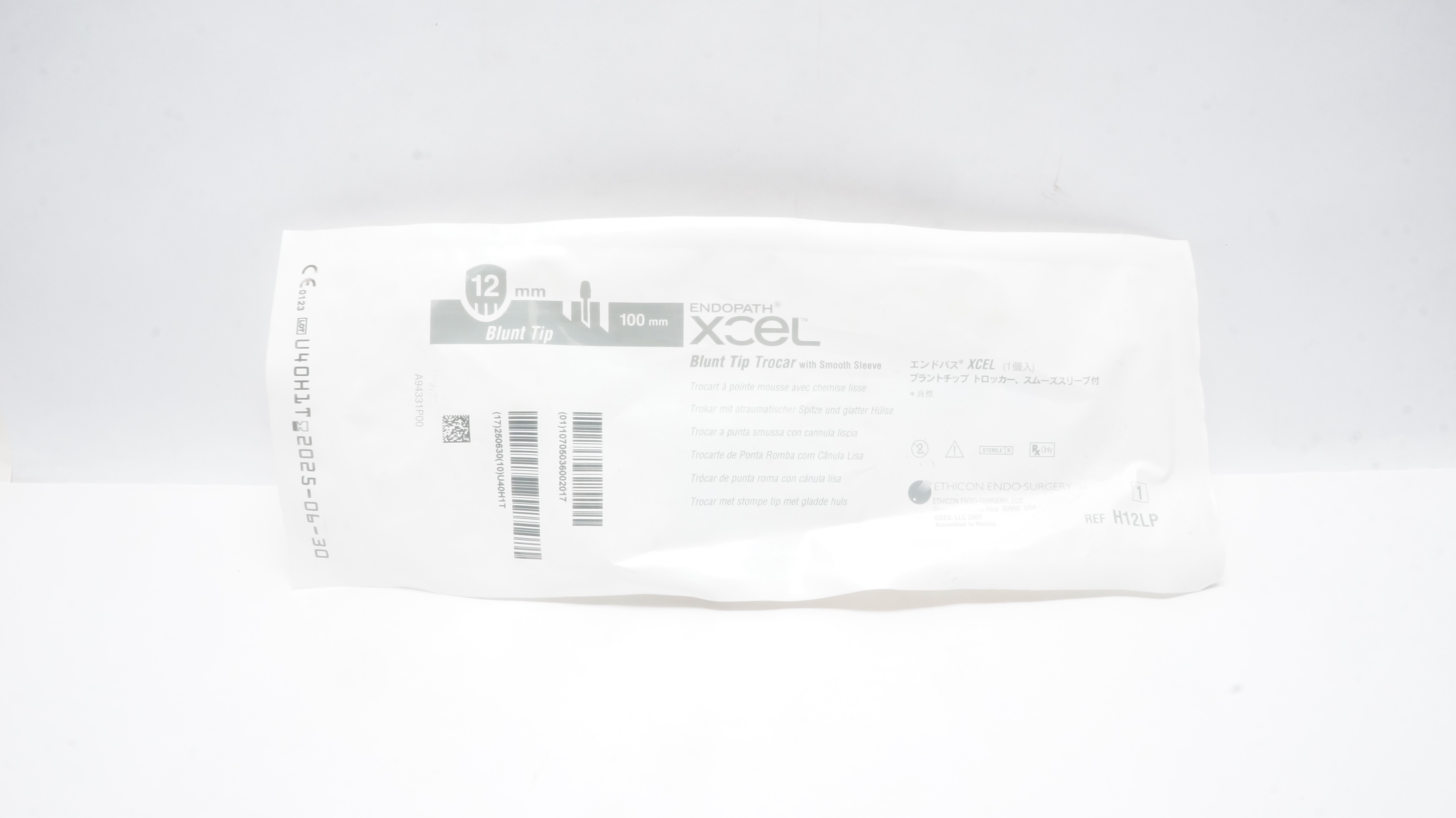 Ethicon Endo Surgery 2H12LP Blunt Tip Trocar W/Smooth Sleeve 100mm 12mm