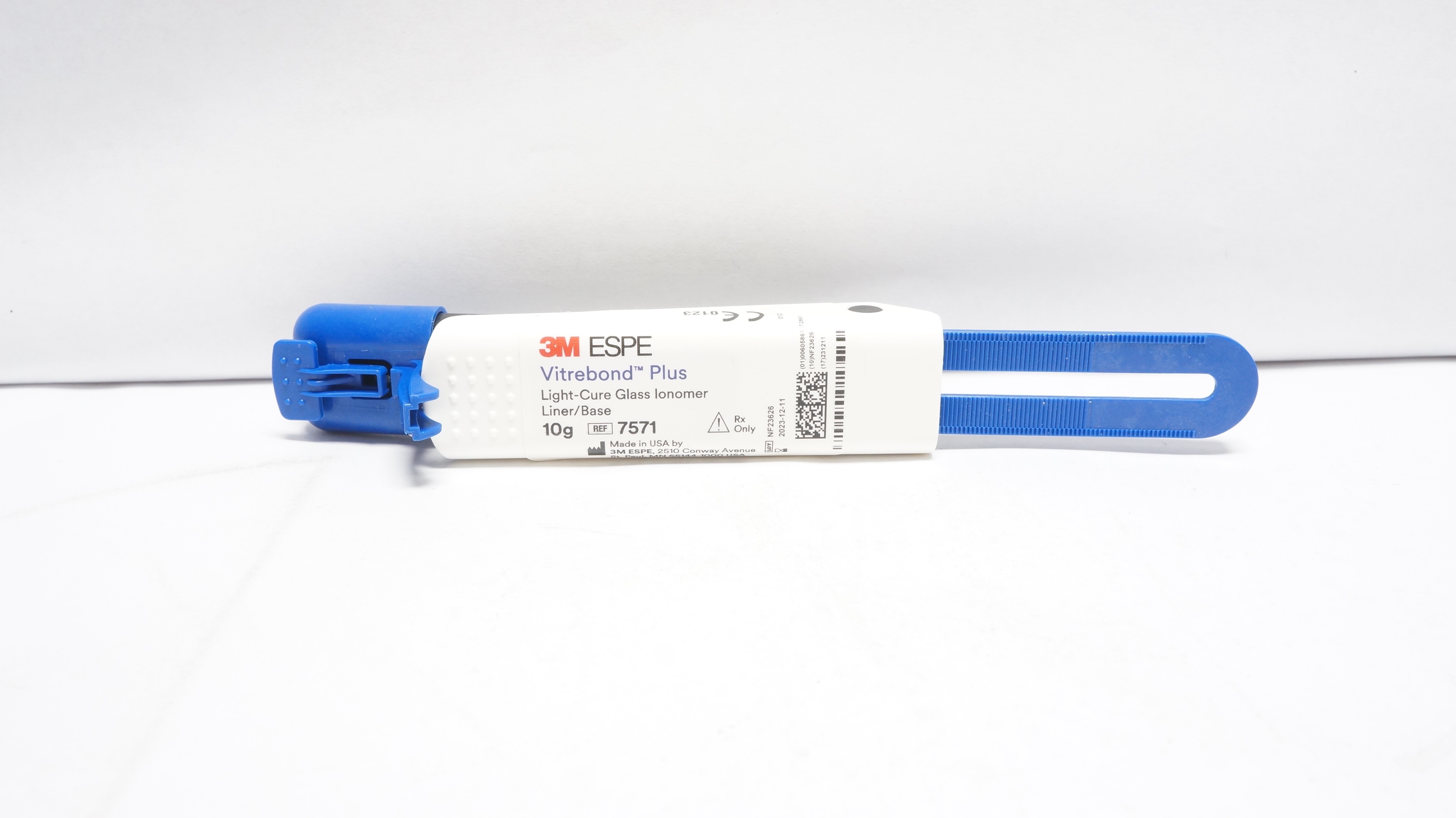 3M 7571 ESPE Vitrebond Plus Light-Cure Glass Ionomer Liner/Base 10g. (x)