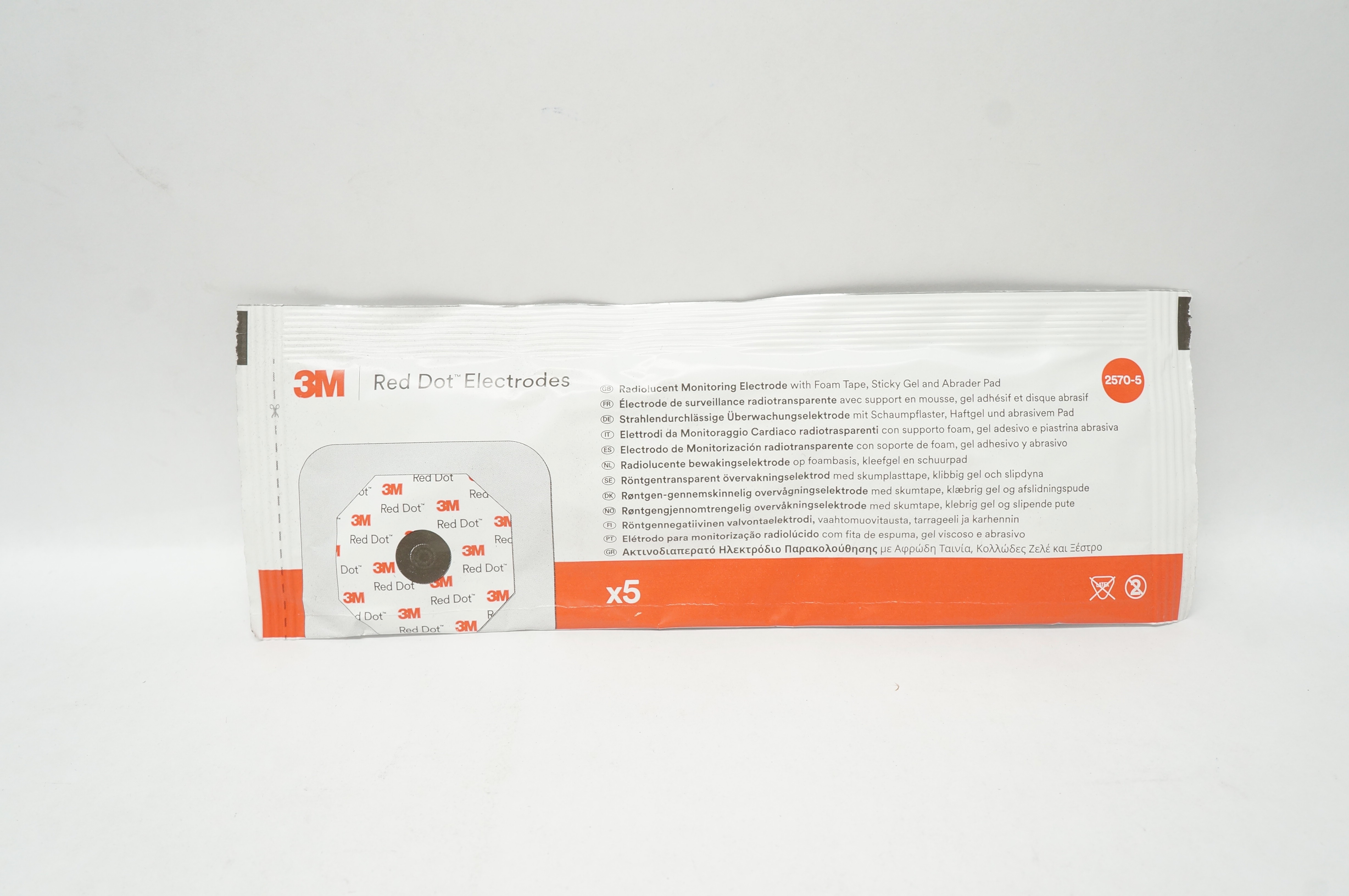 3M 2570-5 Red Dot Radiolucent Monitoring Electrodes - Pack of 5 (x)