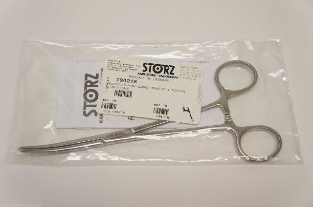 Karl Storz 794218 Rochester-Pean Curved Hemostatic Forceps Length 18cm