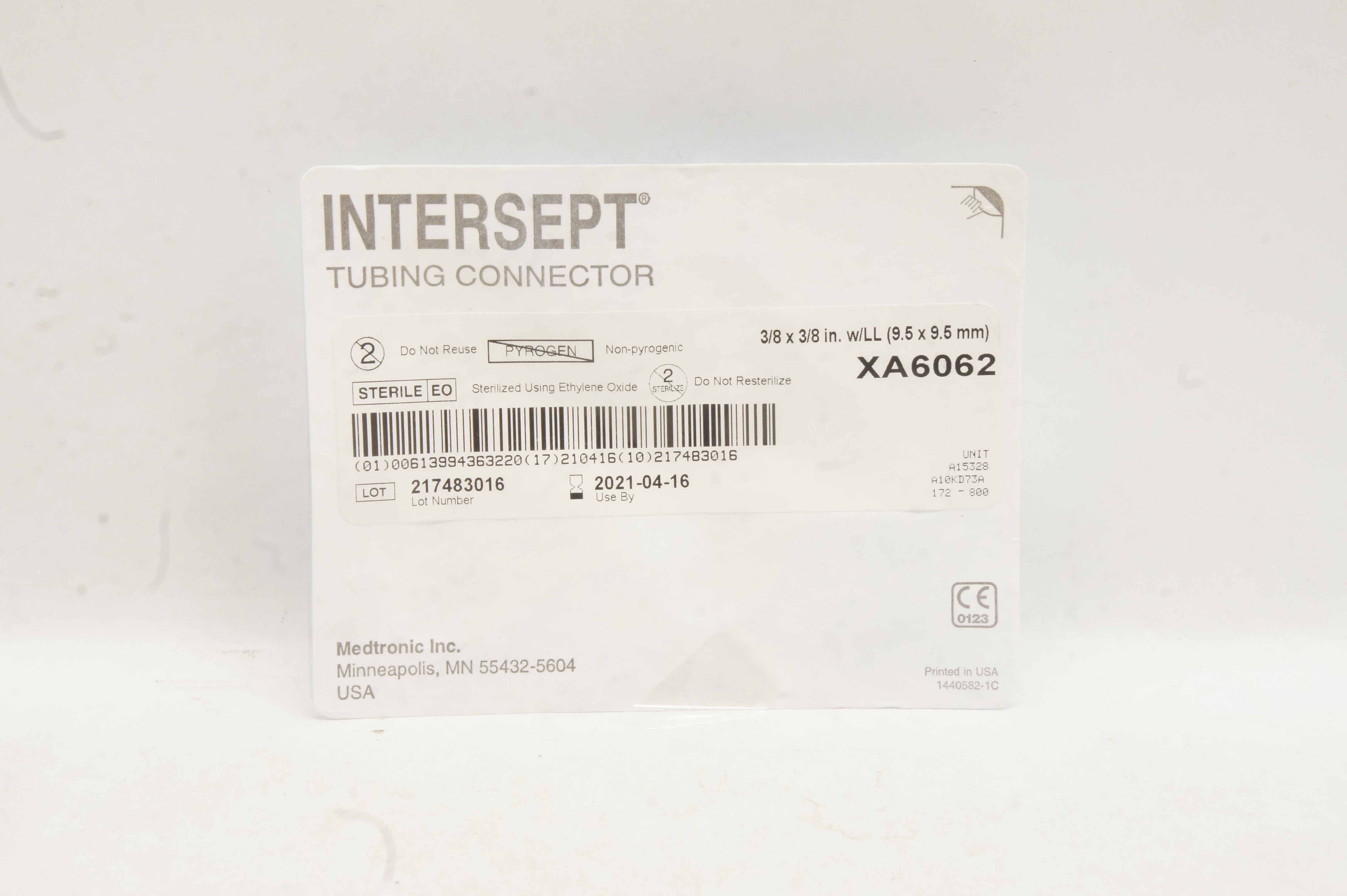 Medtronic XA6062 Intersept Tubing Connector 3/8 x 3/8inch (x)