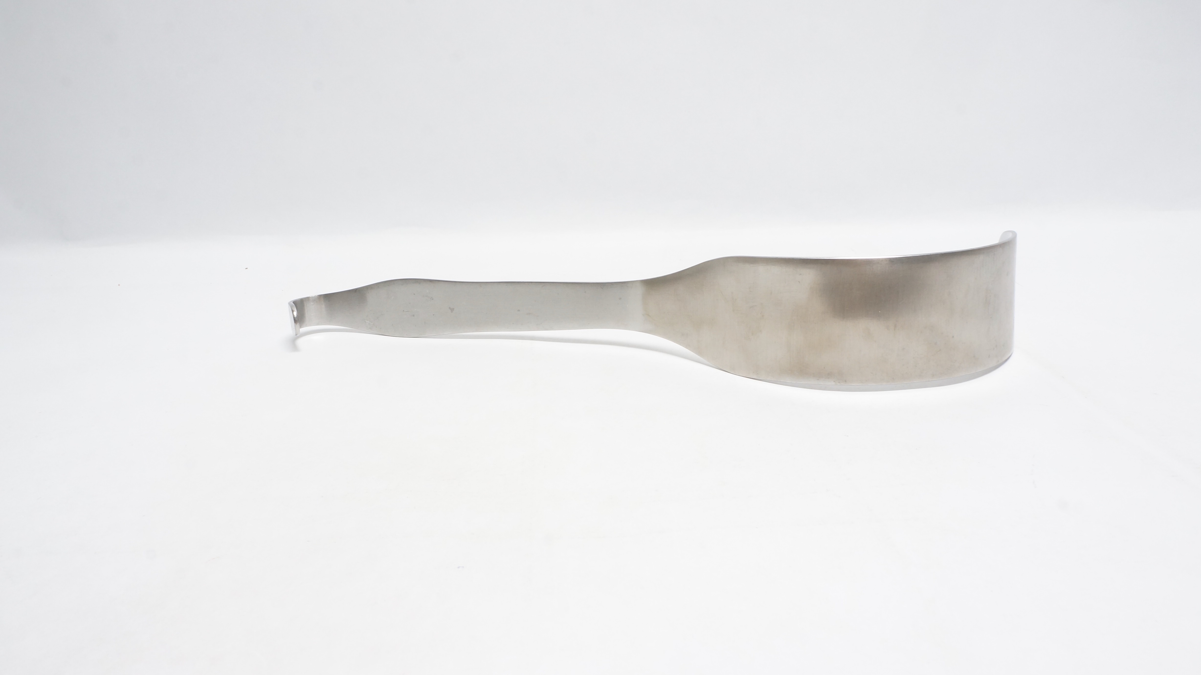 V. Mueller SU3305 Deaver Retractor, Stainless