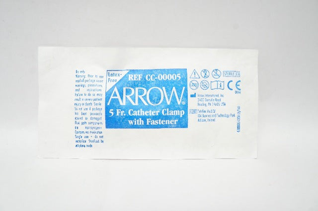 Arrow CC-00005 Cath Clamp with Fastener, 5Fr (x)